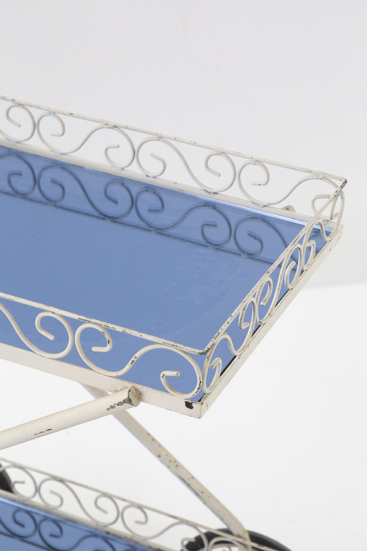 Mid-Century Modern Chariot en fer peint et verre bleu « Attr'' de Fontana Arte en vente