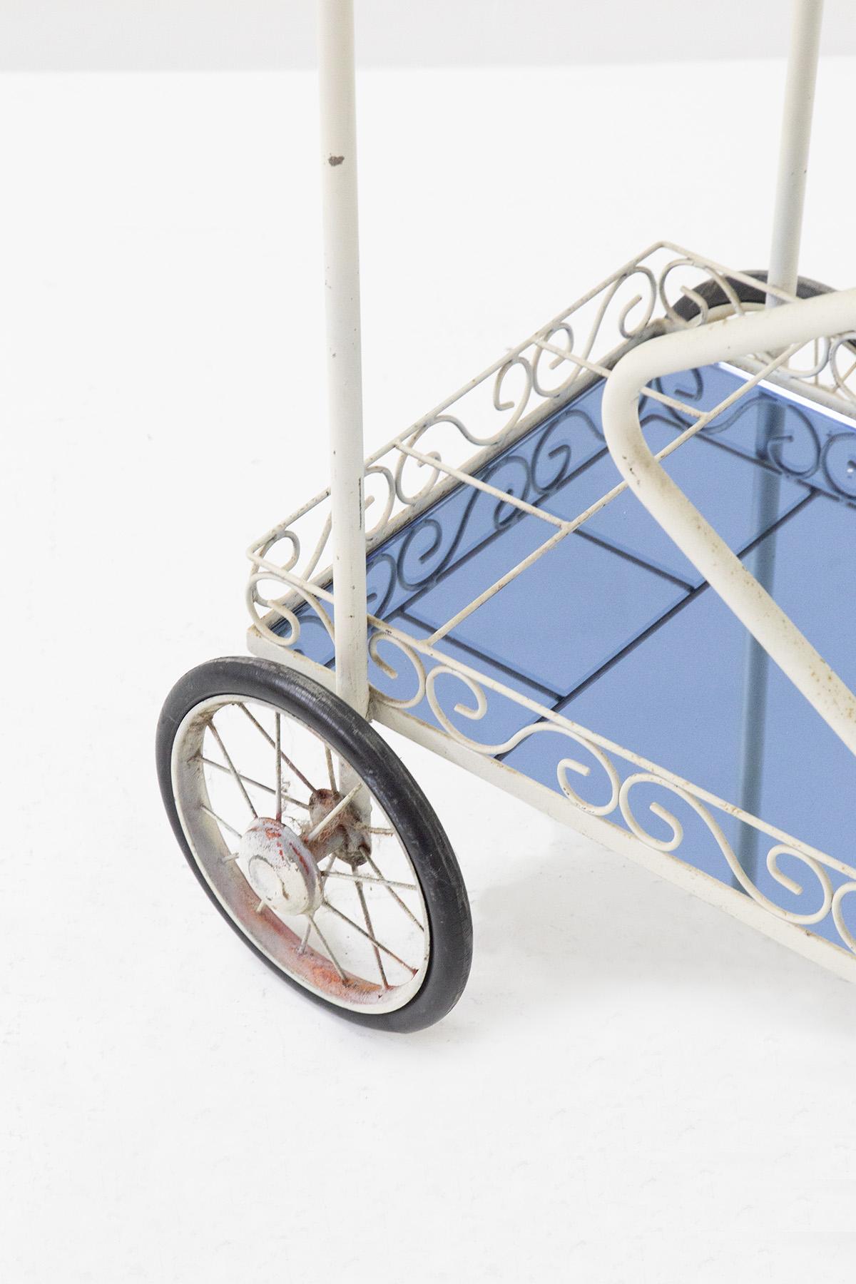 Chariot en fer peint et verre bleu « Attr'' de Fontana Arte Bon état - En vente à Milano, IT
