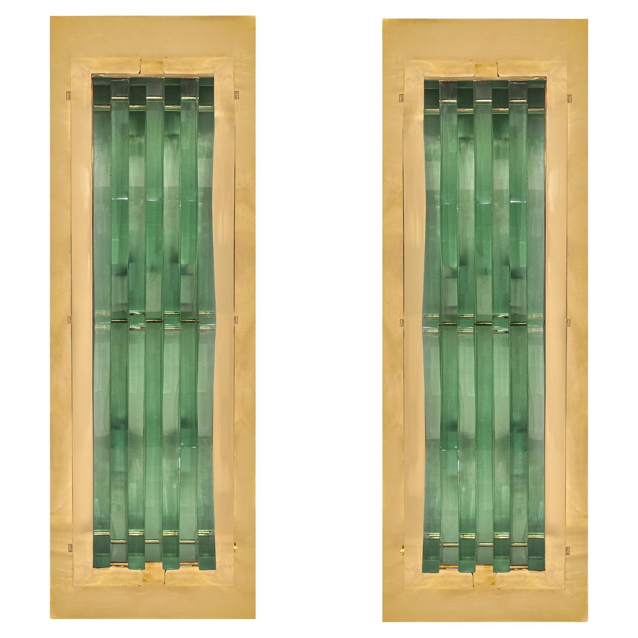 Fontana Arte Pair of Impressive Wall Sconces with Sculpted Glass, 1950s For Sale
