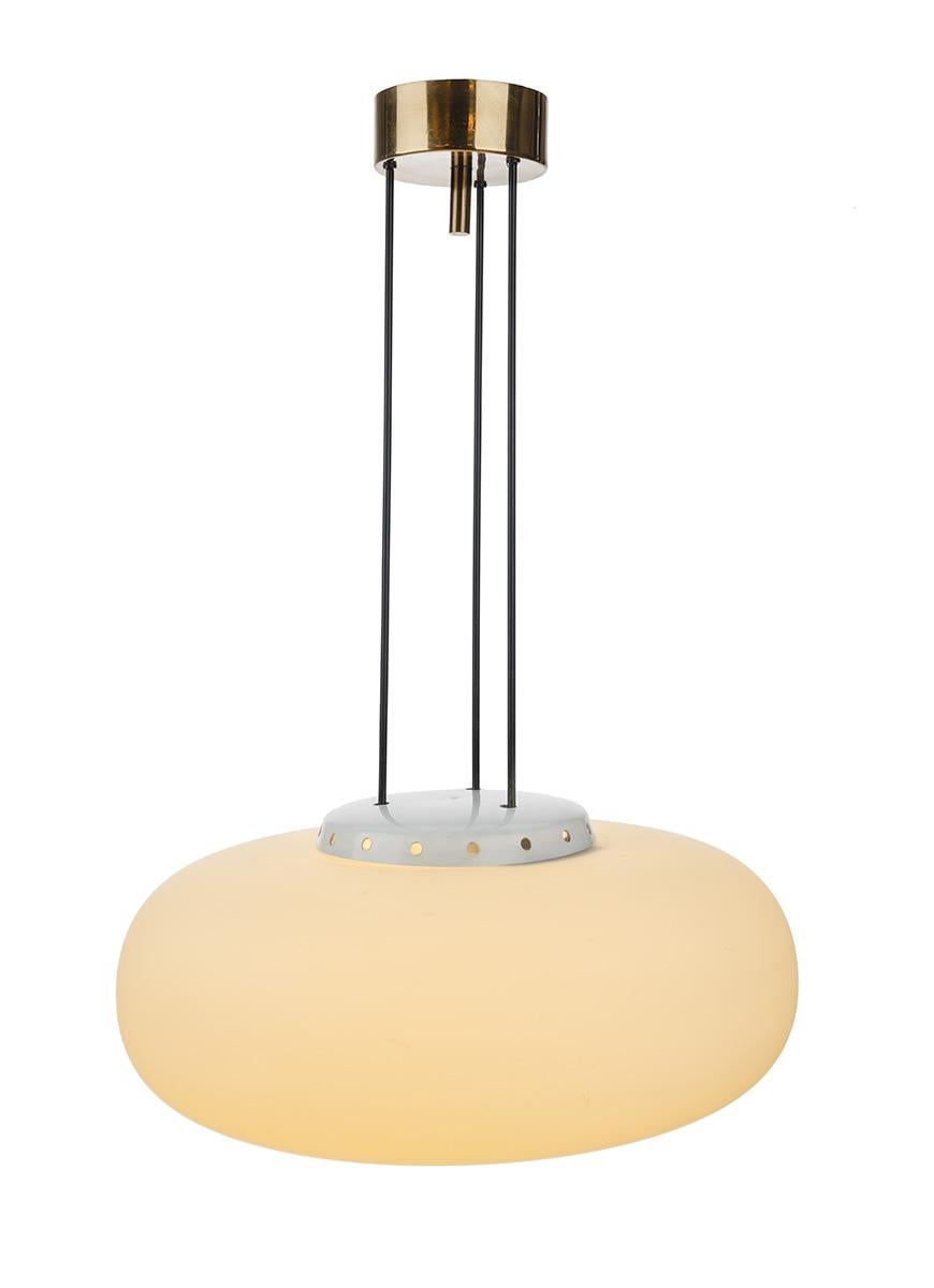 Lampe à suspension Fontana Arte modèle 2356, Italie, années 1960, RARE État moyen - En vente à VUGHT, NL