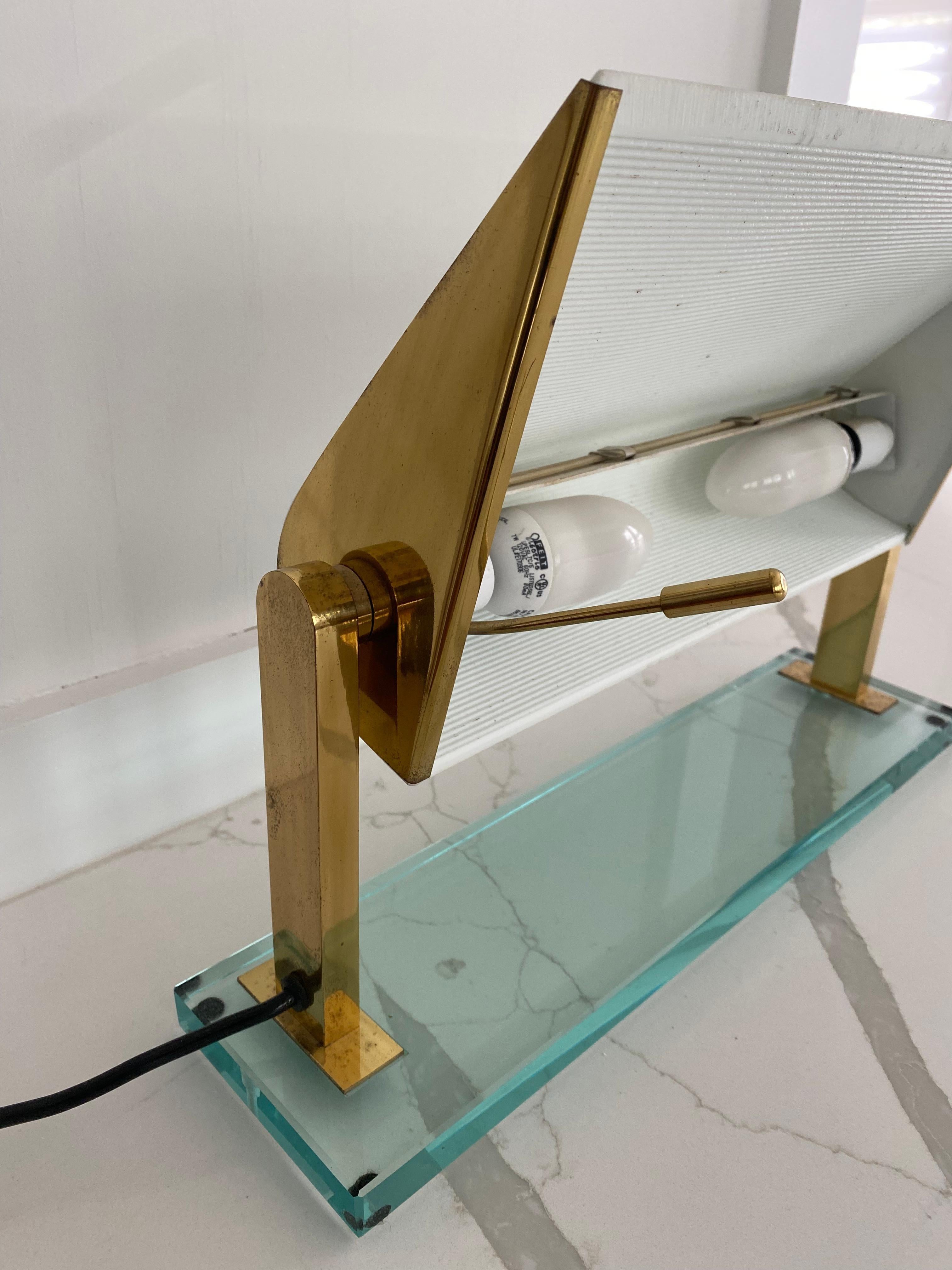 20th Century Fontana Arte Pietro Chiesa Desk Lamp Crystal Base Brass Structure Milk Glass For Sale