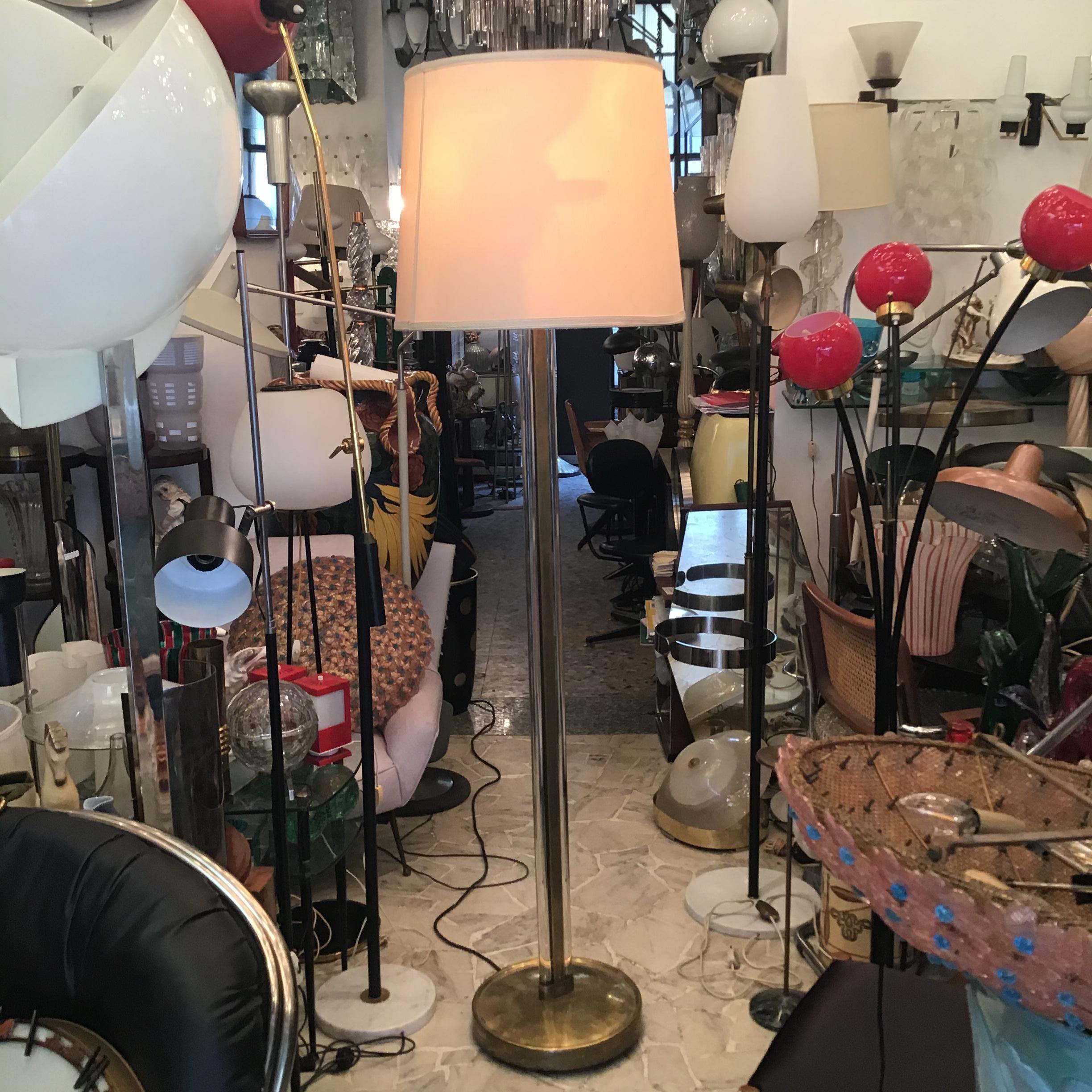 Mid-20th Century Fontana Arte Pietro Chiesa Floor Lamp Brass Glass lampshade 1950 Italy  For Sale