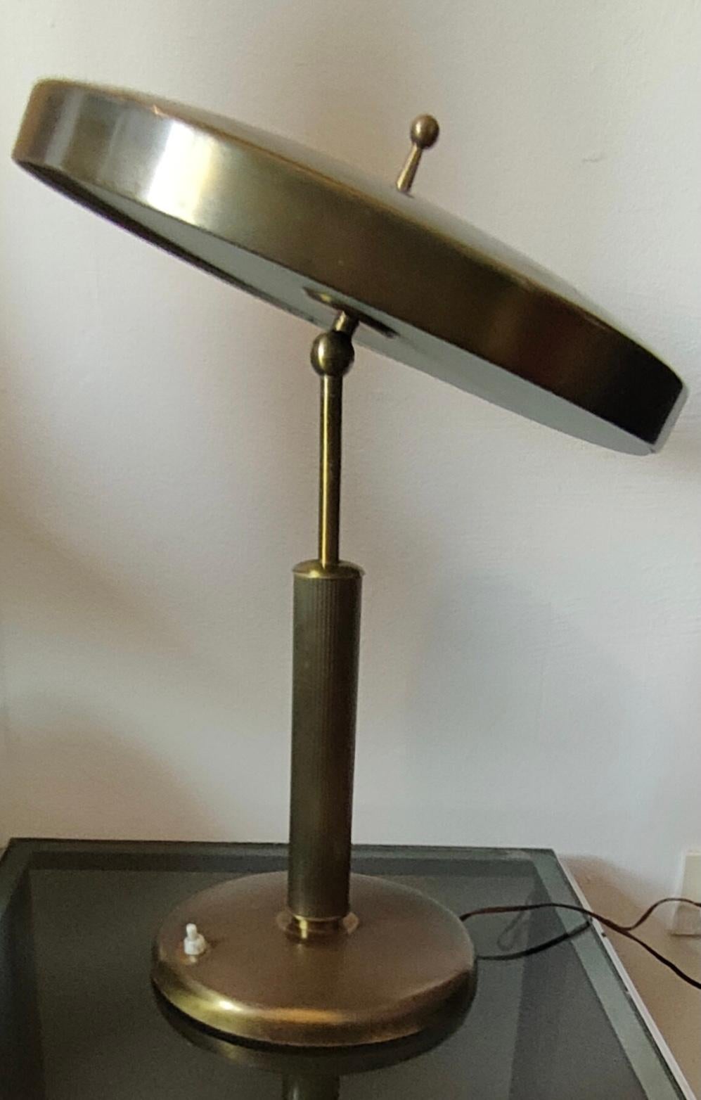 Tischlampe aus Messingglas von Fontana Arte Pietro Chiesa, 1940 im Angebot 6