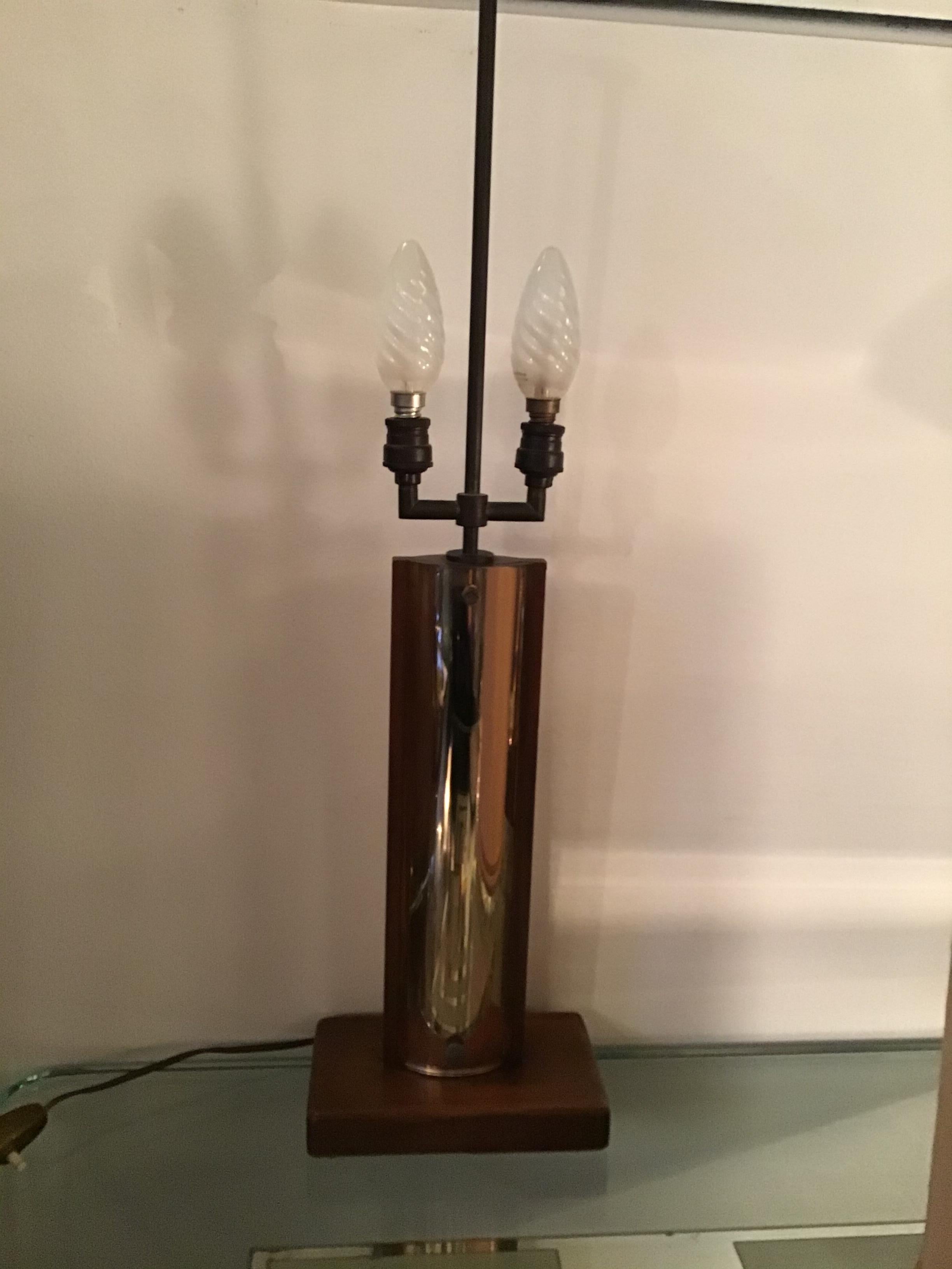 Fontana Arte “Pietro Chiesa “ Table Lamp Coloured Convex Mirrored Glass Brass IT For Sale 2
