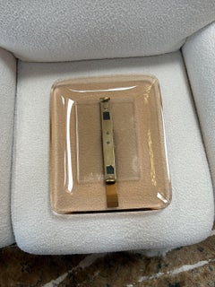 Fontana Arte Cadre photo en verre rose avec chevalet en laiton