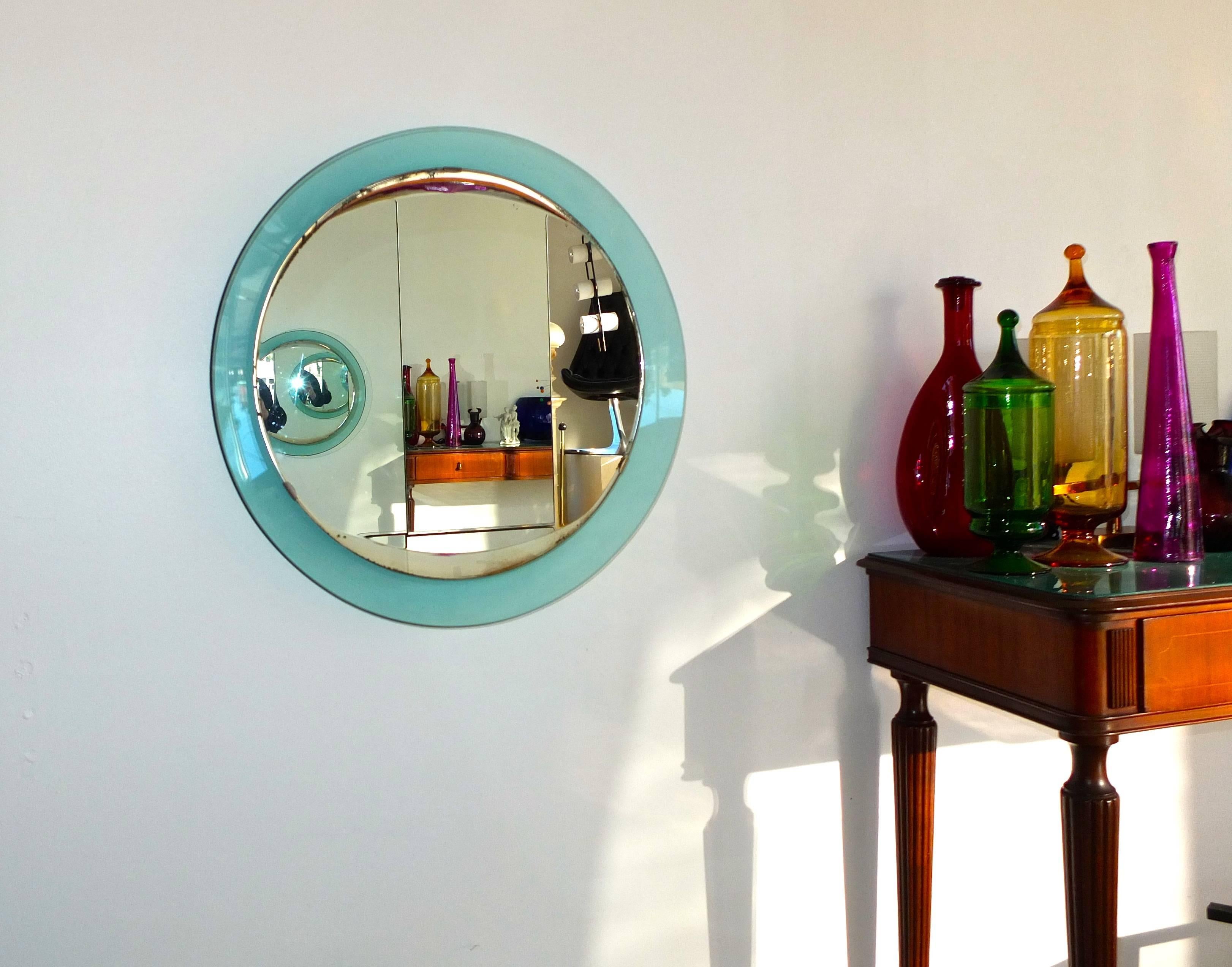 Mid-Century Modern Fontana Arte Round Mirror For Sale