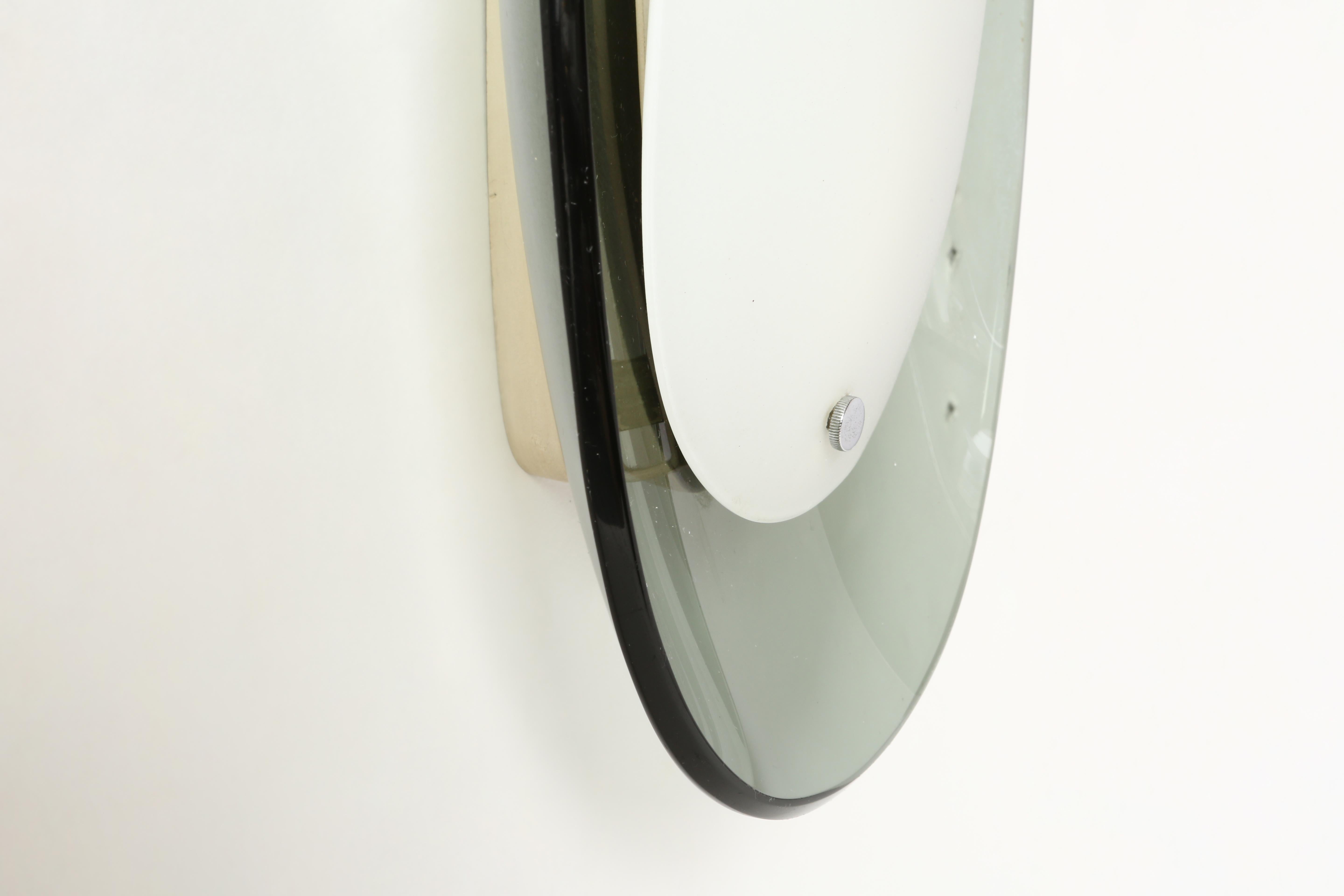 Fontana Arte sconces model 1941 set of 2, Italy circa 1960s In Good Condition For Sale In Brooklyn, NY