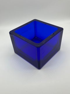 Fontana Arte Skulptur, rationalistische Vase aus zweifarbigem geschichtetem Glas aus den 1960er Jahren