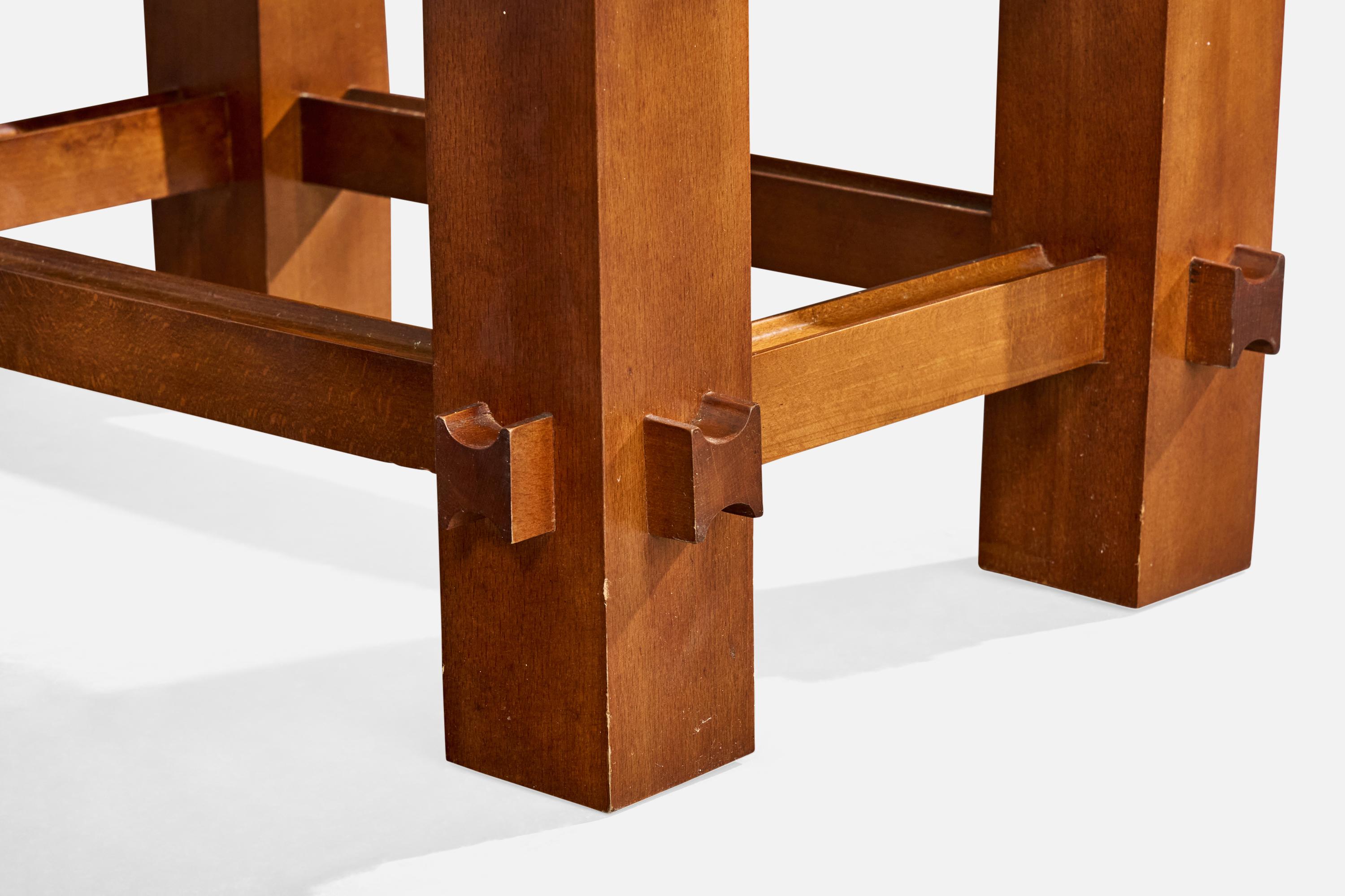 Vetro Fontana Arte, Side Table, Walnut, Glass, Italy, 1960s in vendita