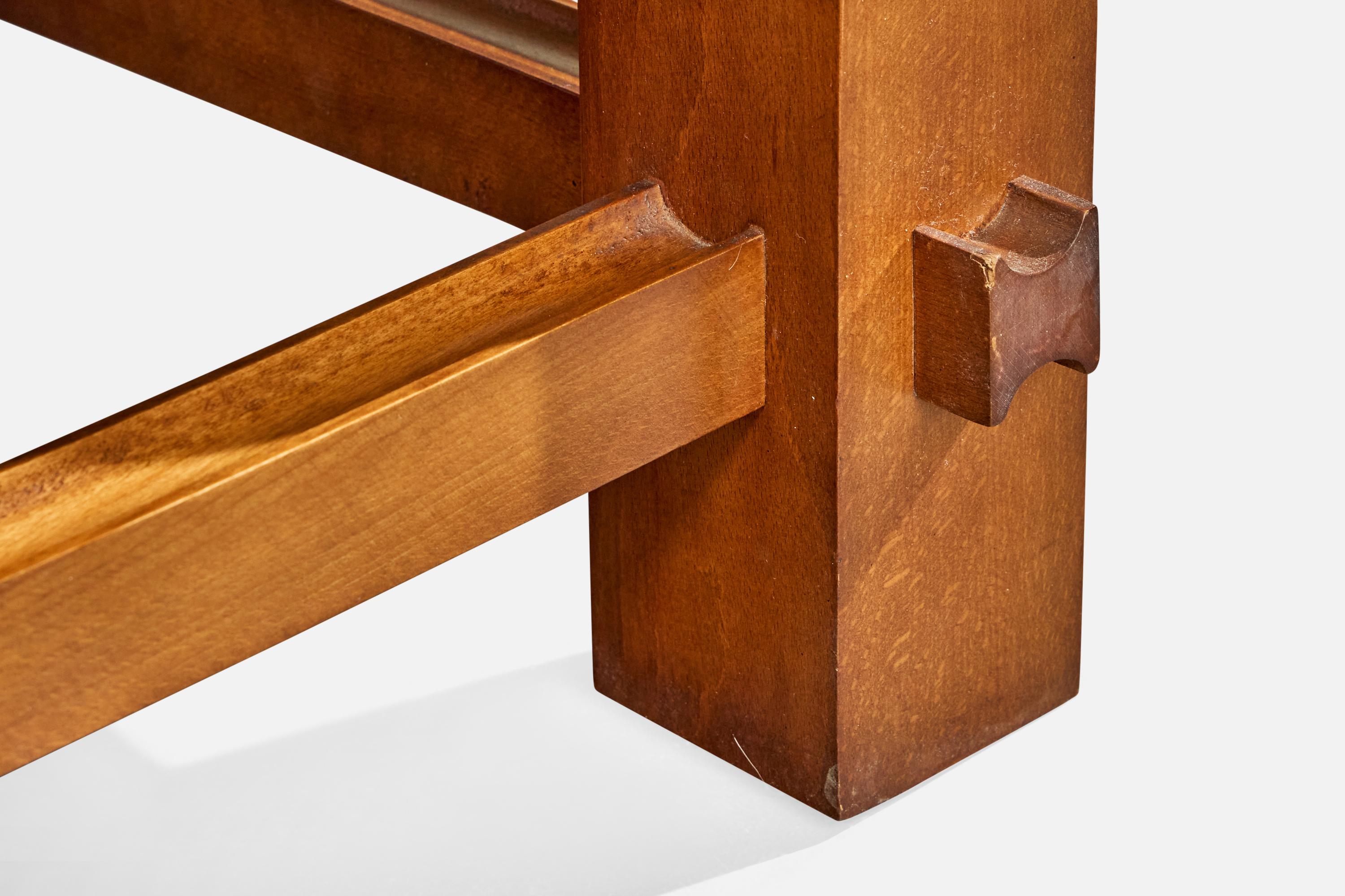 Fontana Arte, table d'appoint, noyer, verre, Italie, années 1960 en vente 1