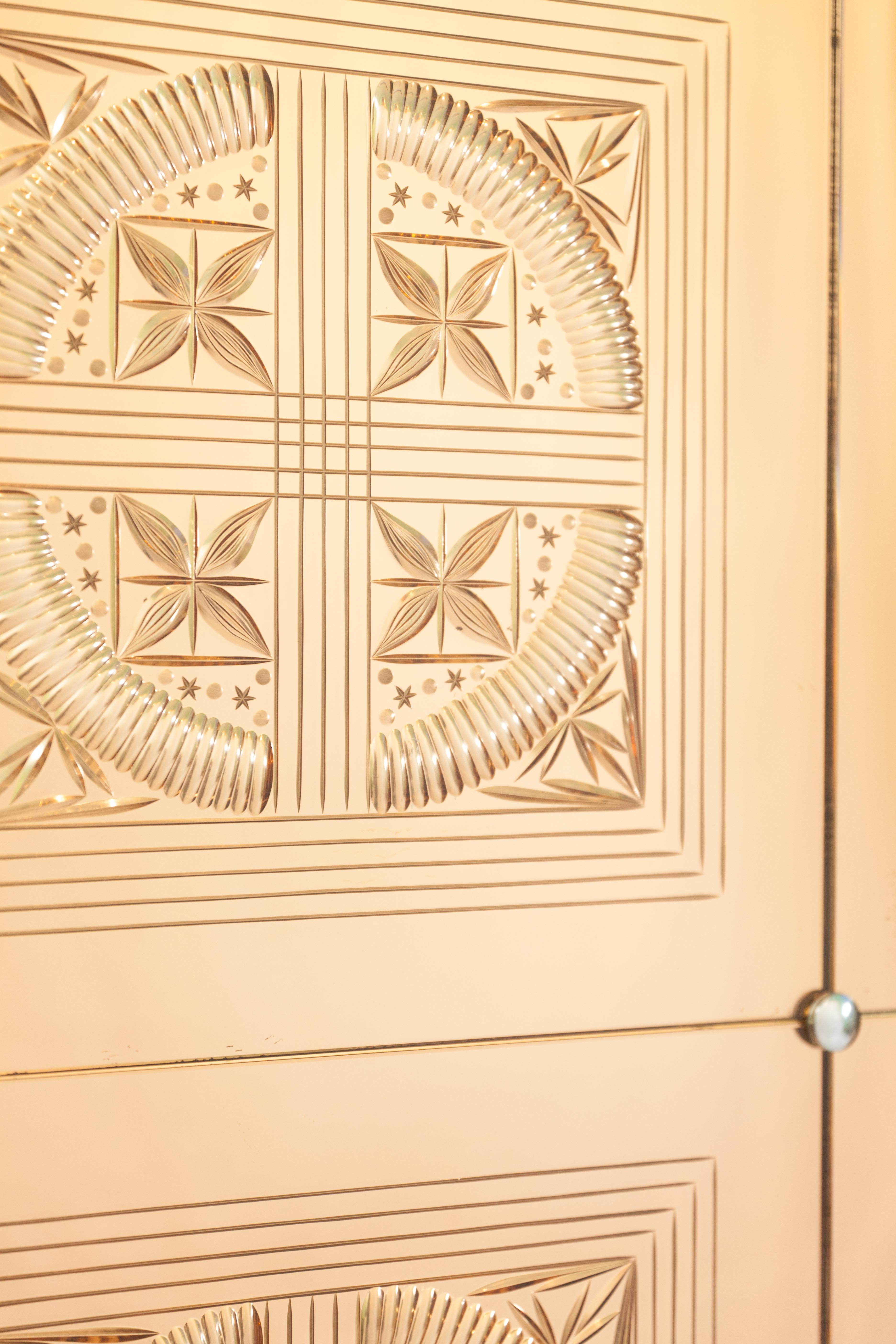 Fontana Arte Sechstafeliger Kreuzspiegel aus graviertem Glas, Italien, 1940er Jahre im Angebot 1