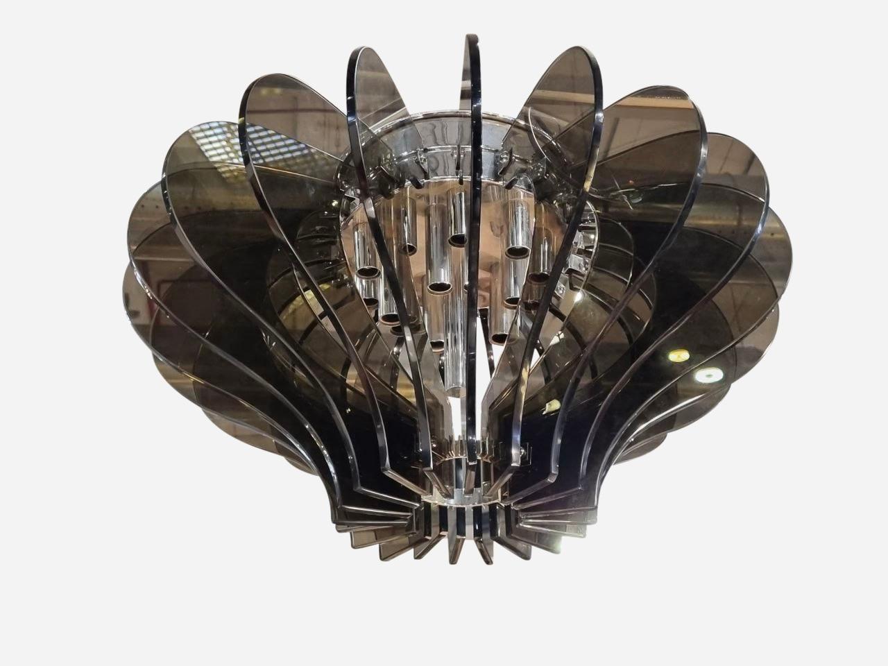 Lámpara de techo estilo Fontana Arte de Veca
Diseñado y fabricado en Italia, años 60
Cristal, metal cromado
Acepta 15 bombillas candelabro
Recableado estadounidense gratuito previa solicitud.
Recableado GRATUITO en EE.UU. bajo petición.
SIN TARIFAS,