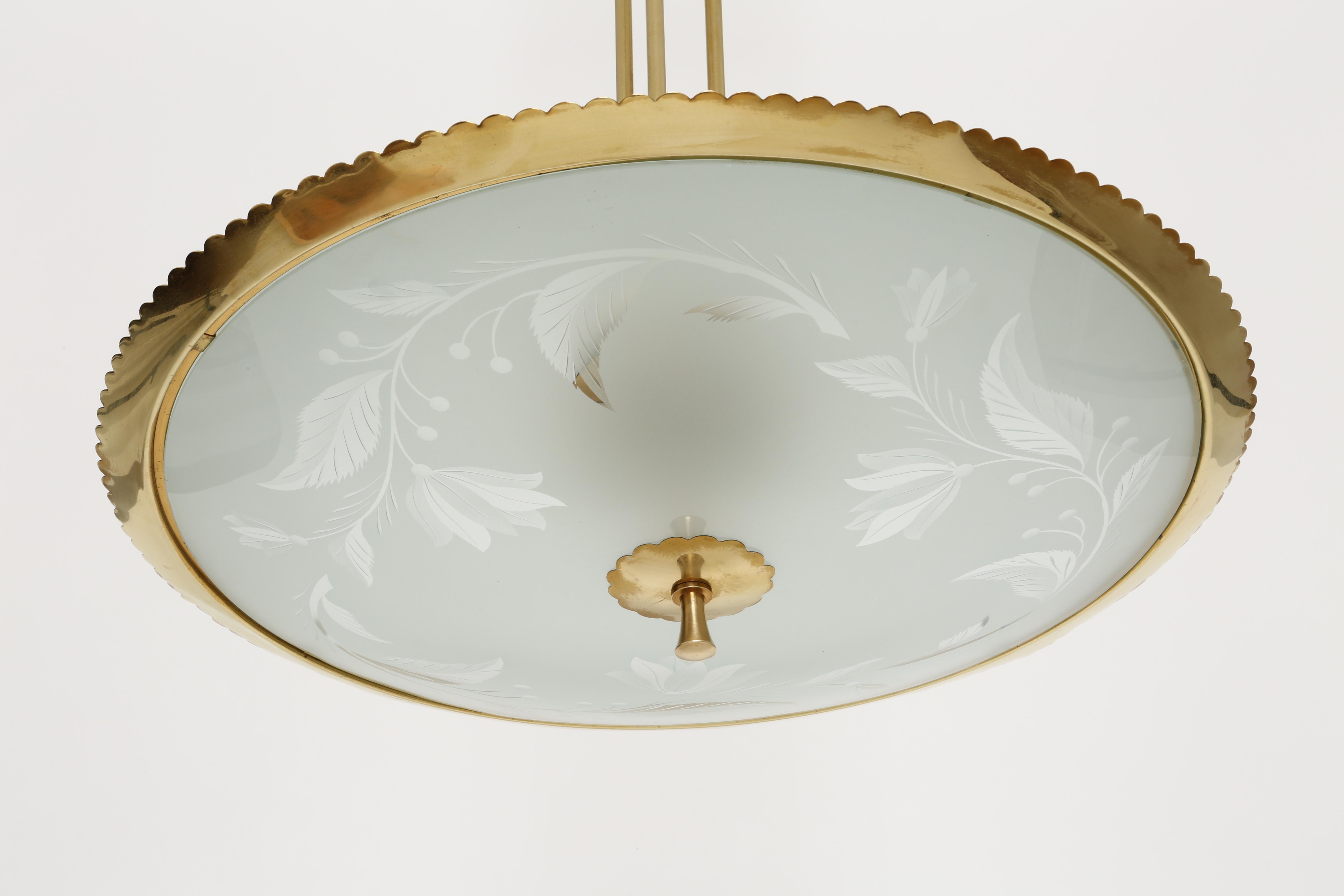 Brass Pietro Chiesa for Fontana Arte ceiling pendant attributed For Sale