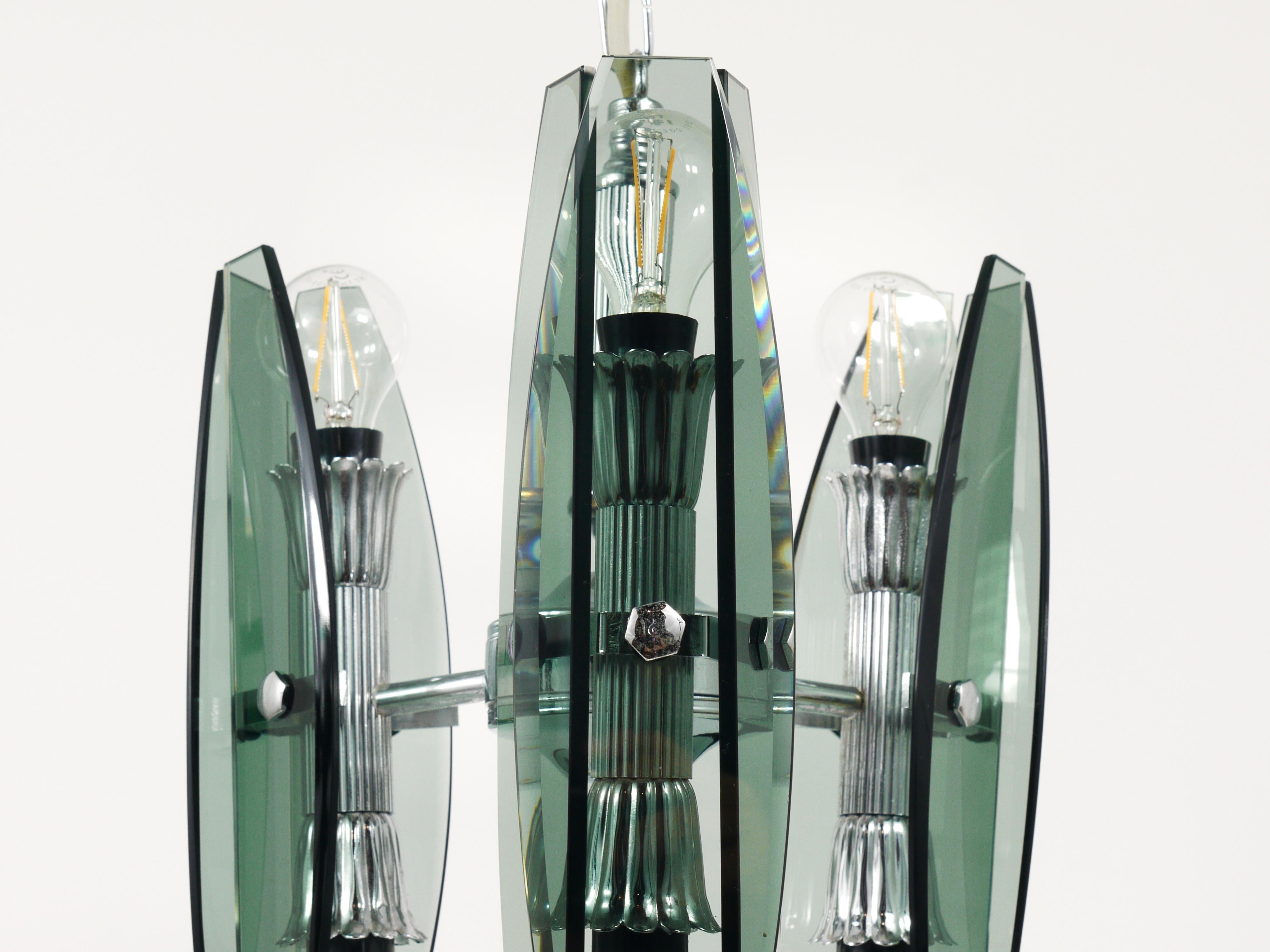 Kronleuchter-Pendelleuchte aus Glas und Chrom im Fontana-Arte-Stil von Veca Murano, Italien im Angebot 7