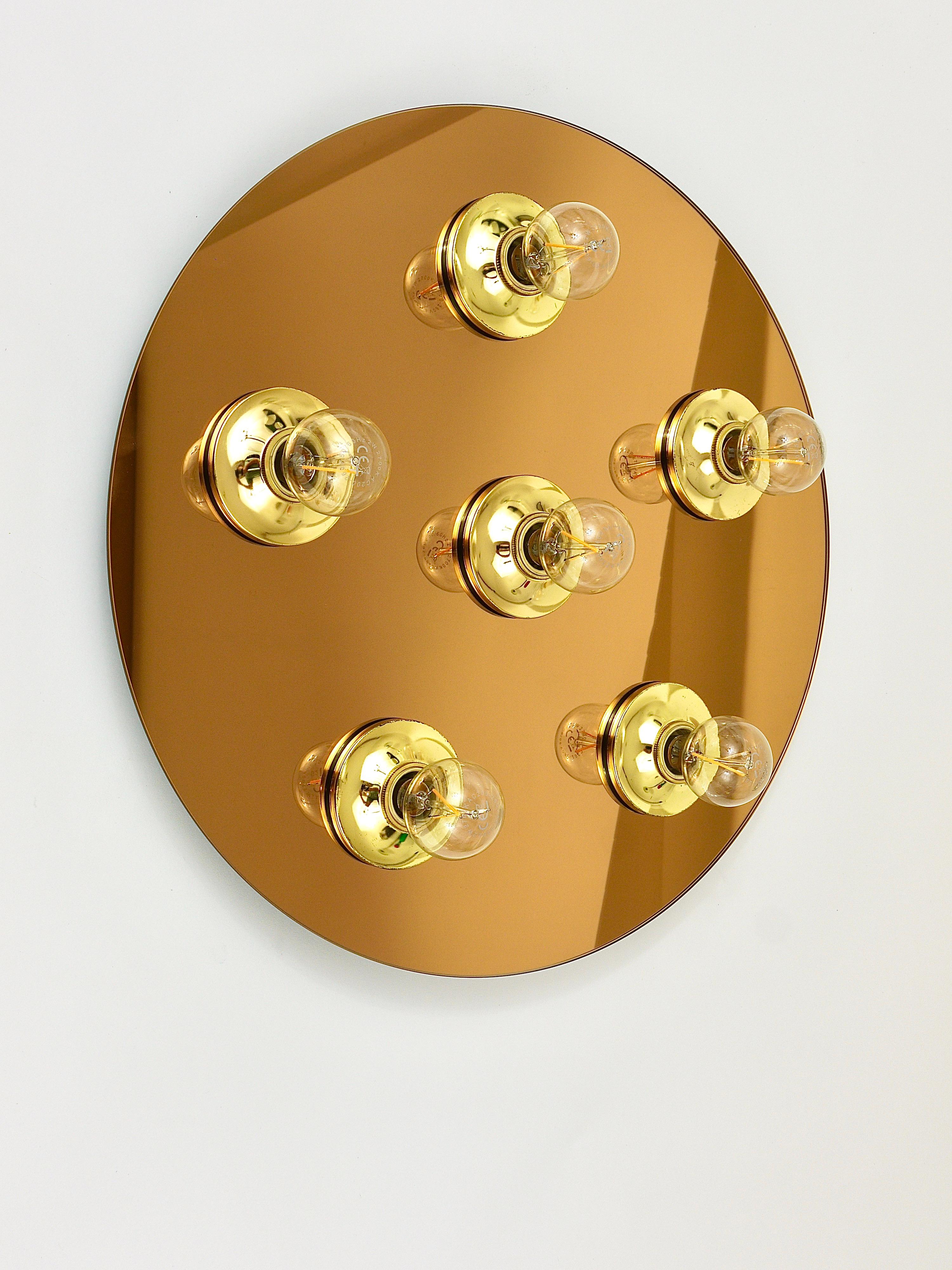 Fontana Arte Style Gold Bronze Mirror Glass Flush Mount or Sconce, Italy, 1970s For Sale 3