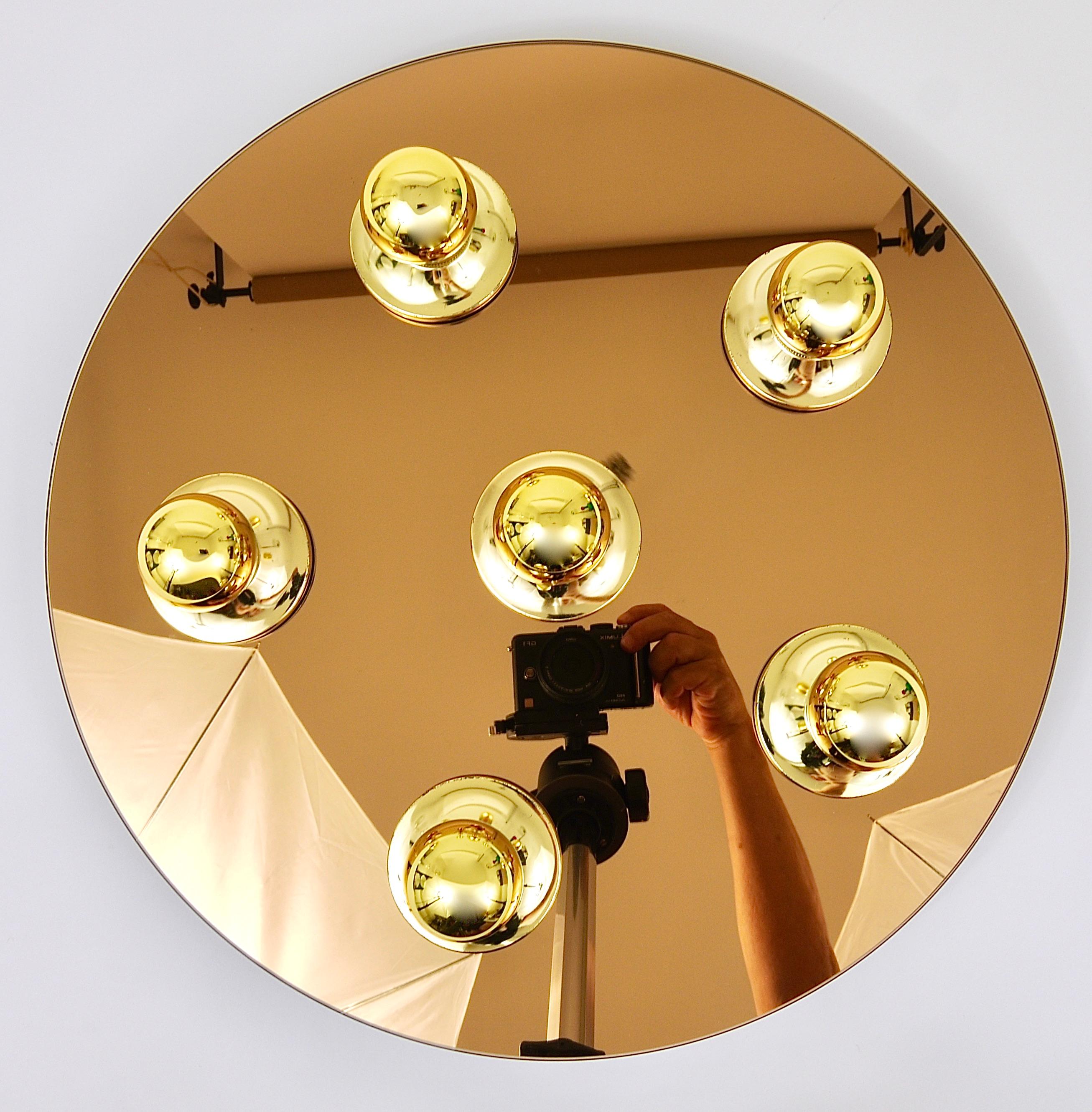 Fontana Arte Style Gold Bronze Mirror Glass Flush Mount or Sconce, Italy, 1970s For Sale 8