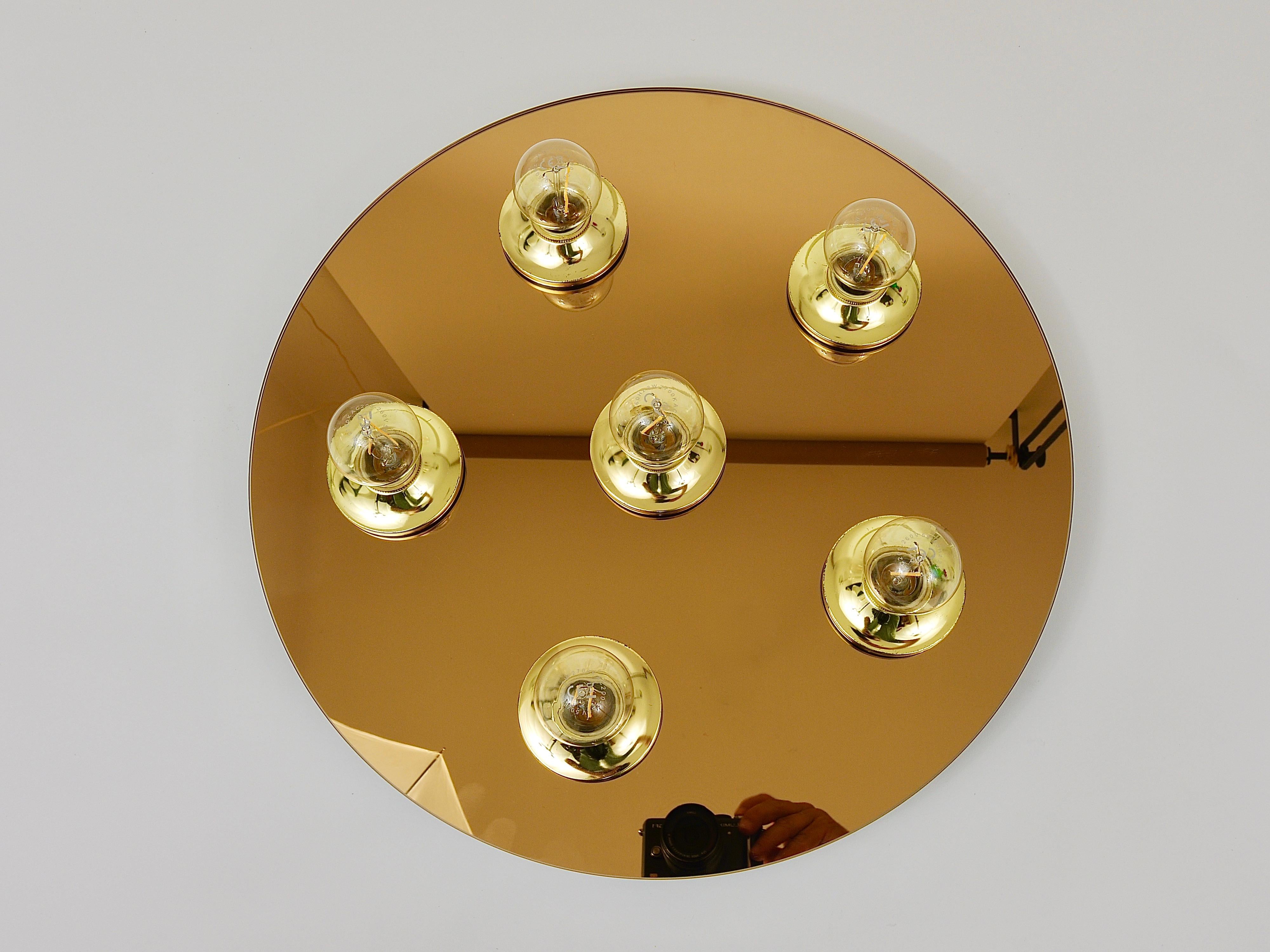 Fontana Arte Style Gold Bronze Mirror Glass Flush Mount or Sconce, Italy, 1970s For Sale 13