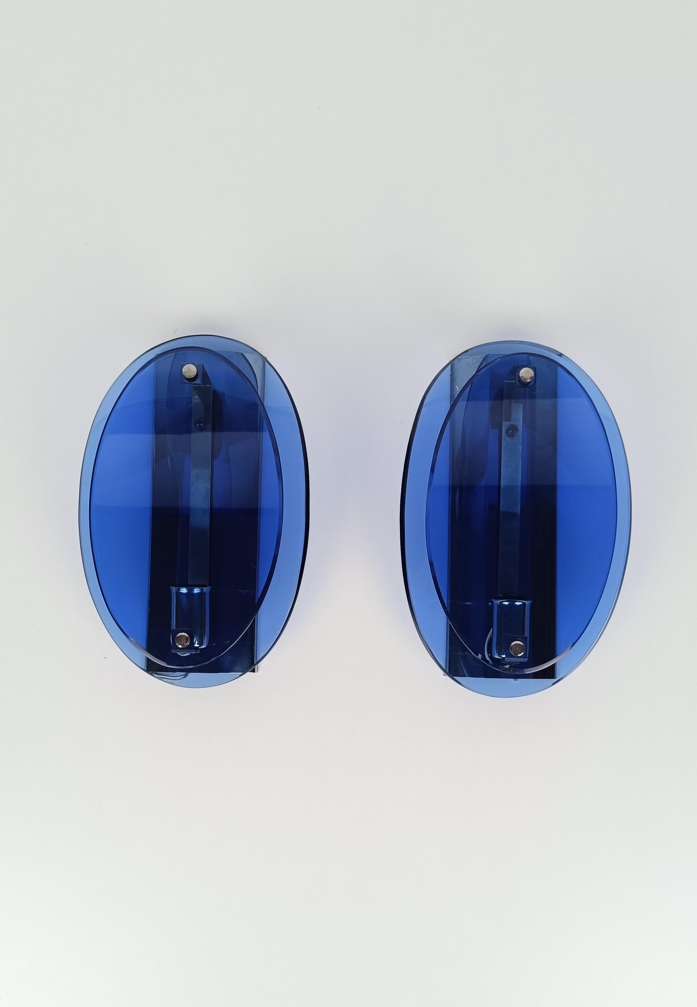 Fontana Arte Style Pair of Sconces in Blue Curved Glass and Chrome, Italy 70s For Sale 1