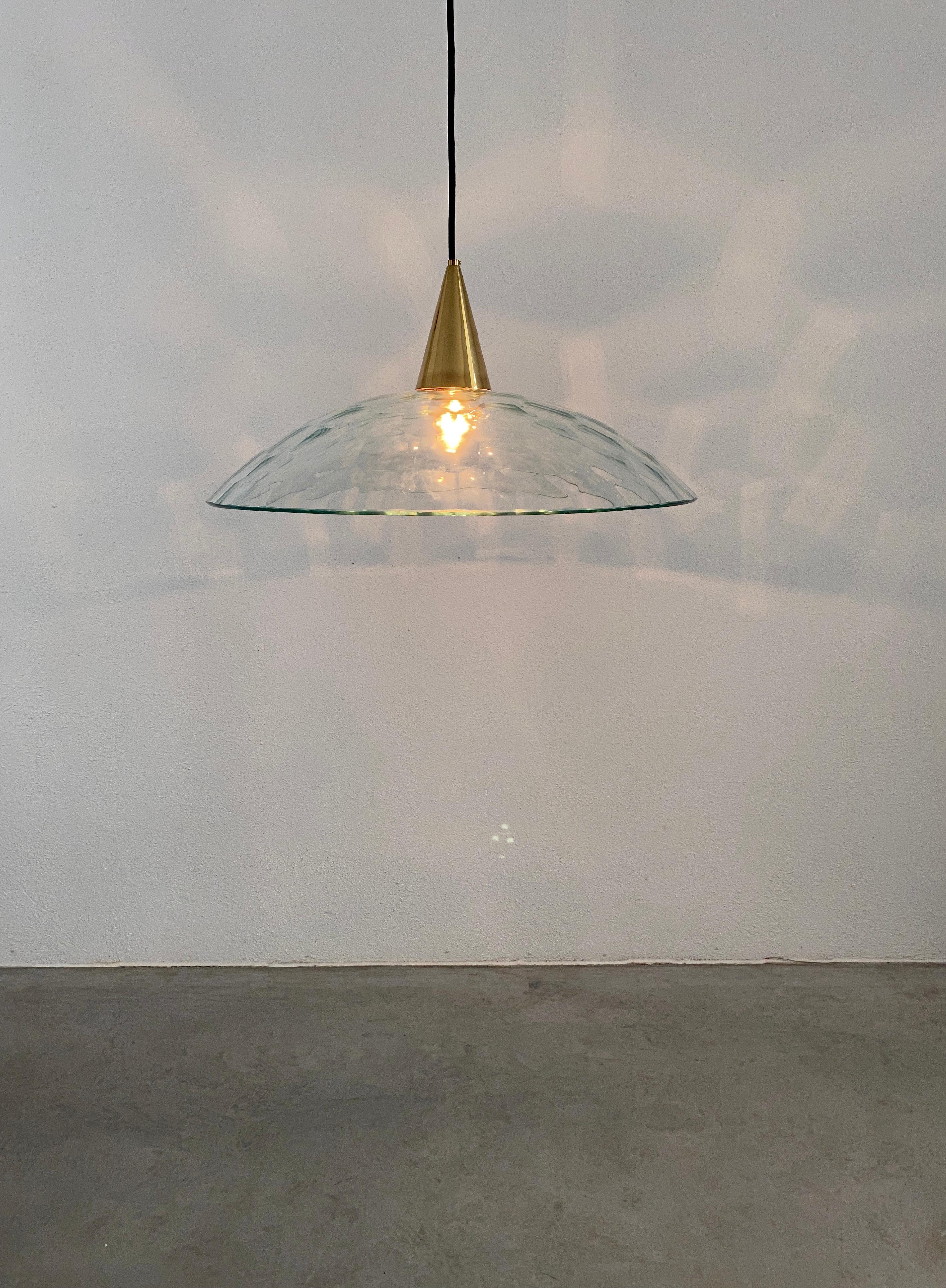 Mid-Century Modern Fontana Arte Style Pendant Lamp Crystal Glass Brass, Italy, 1975 For Sale