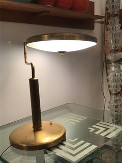 Fontana Arte Lampada da tavolo in ottone e vetro, 1950, Italia
