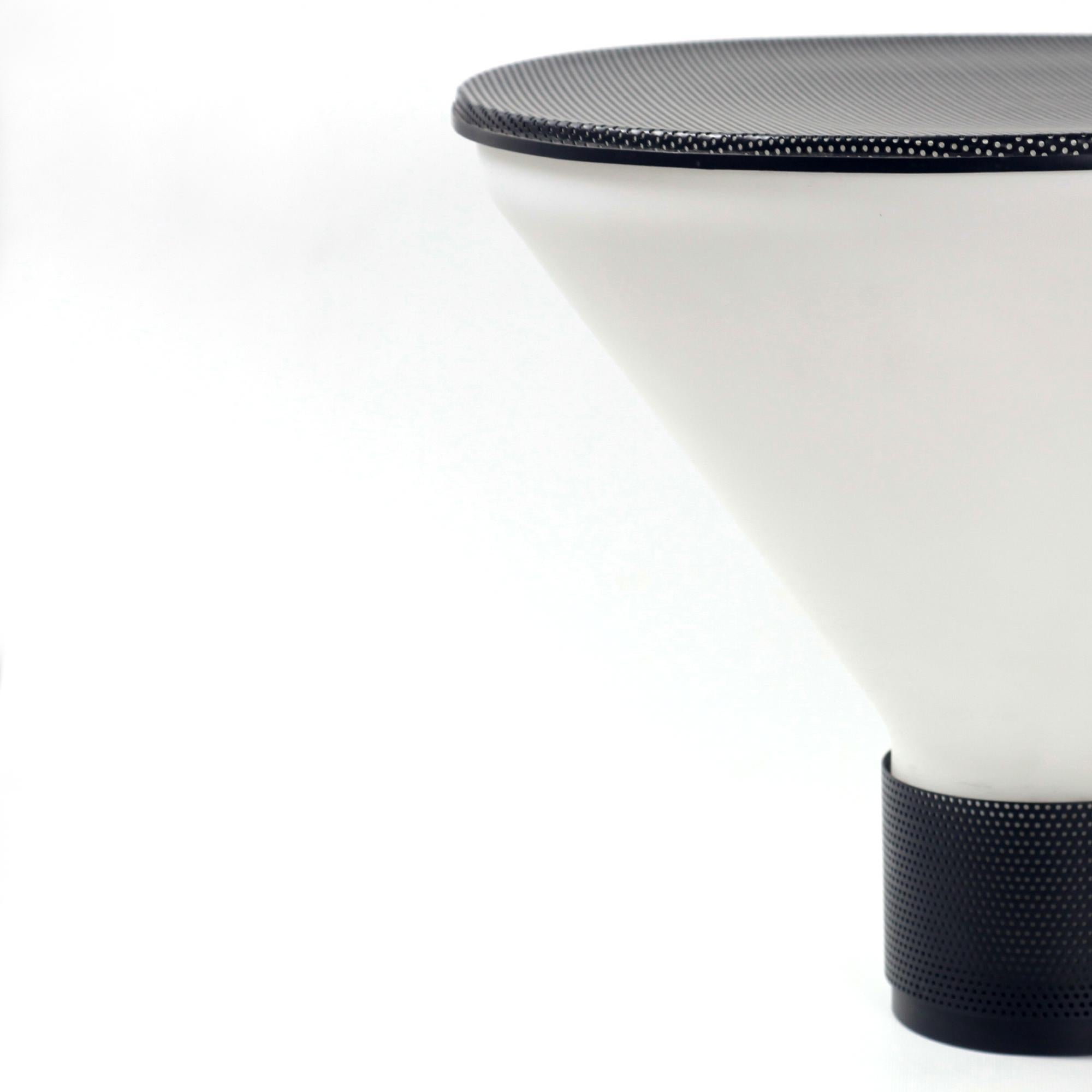 Lampe de table Fontana Arte Model No 2657 Figura Design Gregotti Associati Italy 1980s en vente 3