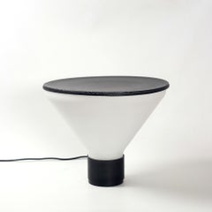 Fontana Arte Tischlampe Model No. 2657 Figura Design Gregotti Associati Italien 1980er