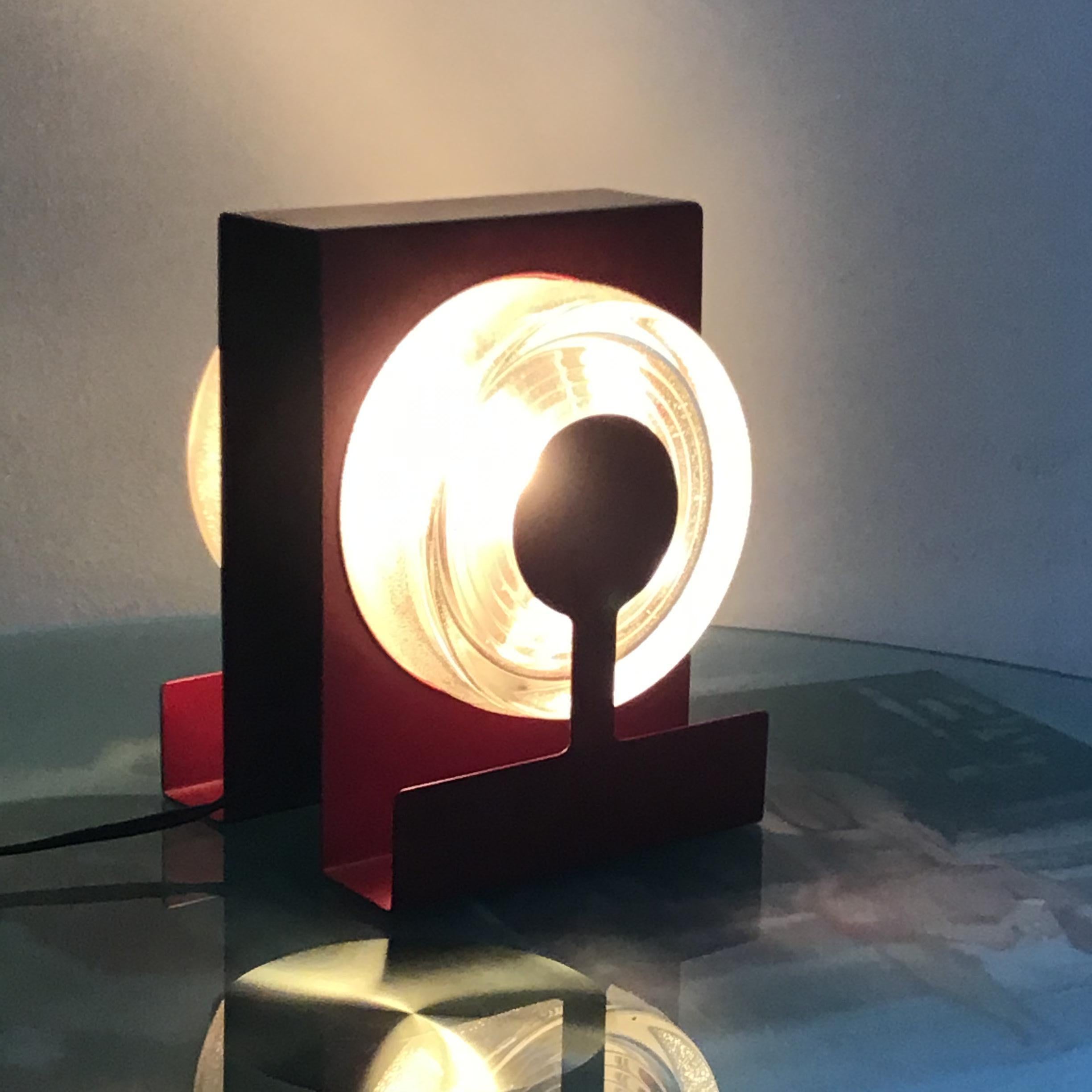 Fontana Arte Table Lamp “Yoyo” “ Eugenio Gentili Tedeschi” Glass Metal 1970 IT For Sale 7