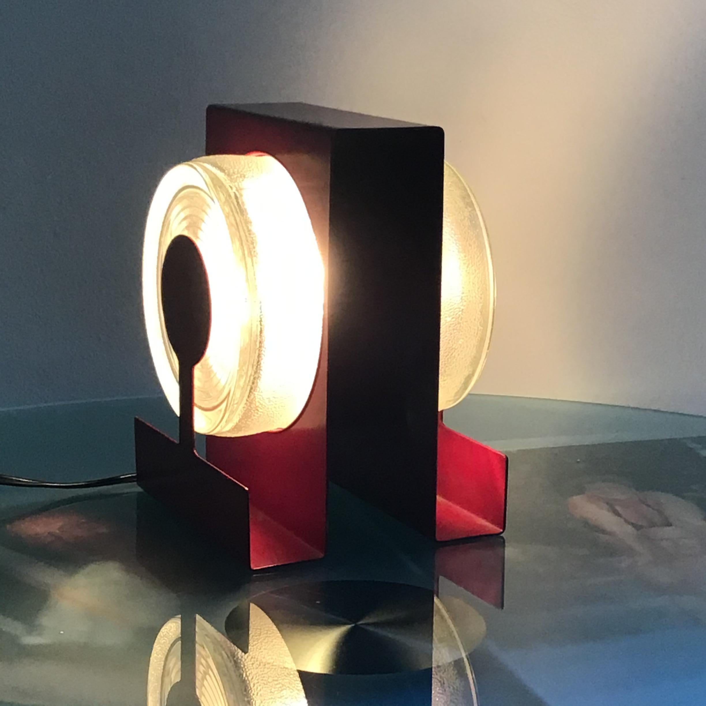 Fontana Arte Table Lamp “Yoyo” “ Eugenio Gentili Tedeschi” Glass Metal 1970 IT For Sale 9