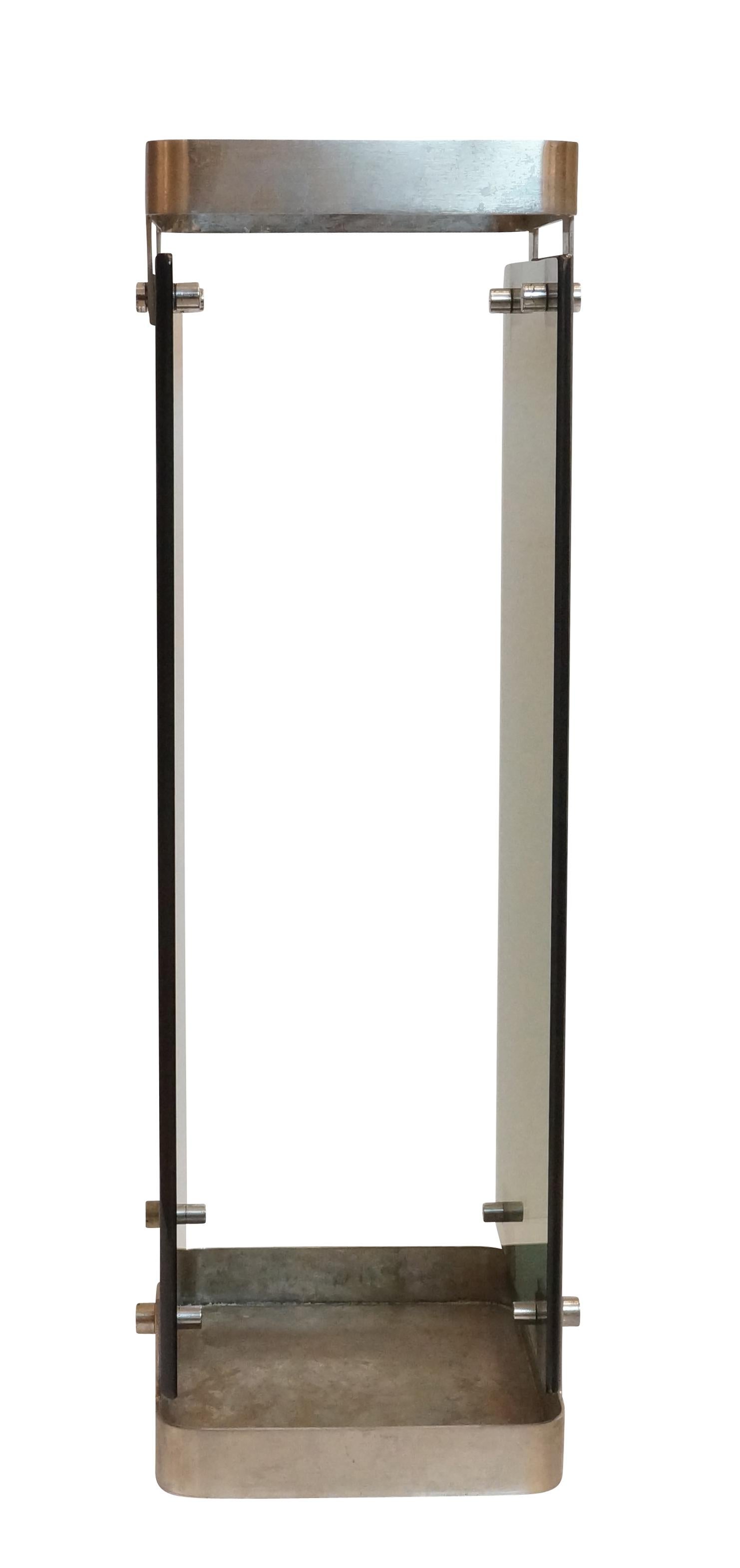 Fontana Arte Umbrella Stand with Satin Nickel Framing In Good Condition For Sale In New York, NY