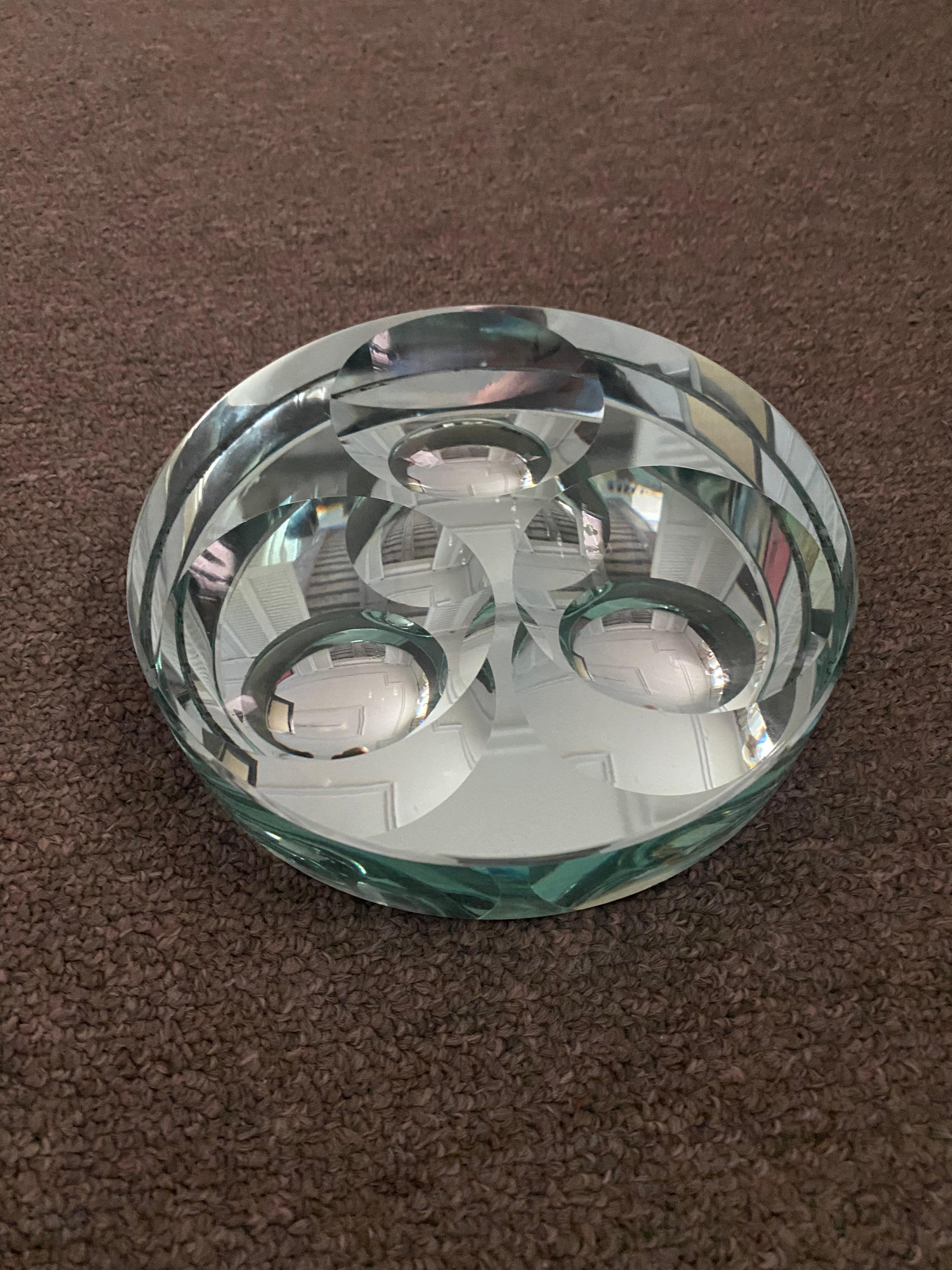 Period Fontana Arte dish designed by Max Ingrand, mid century Italy.
Published in 