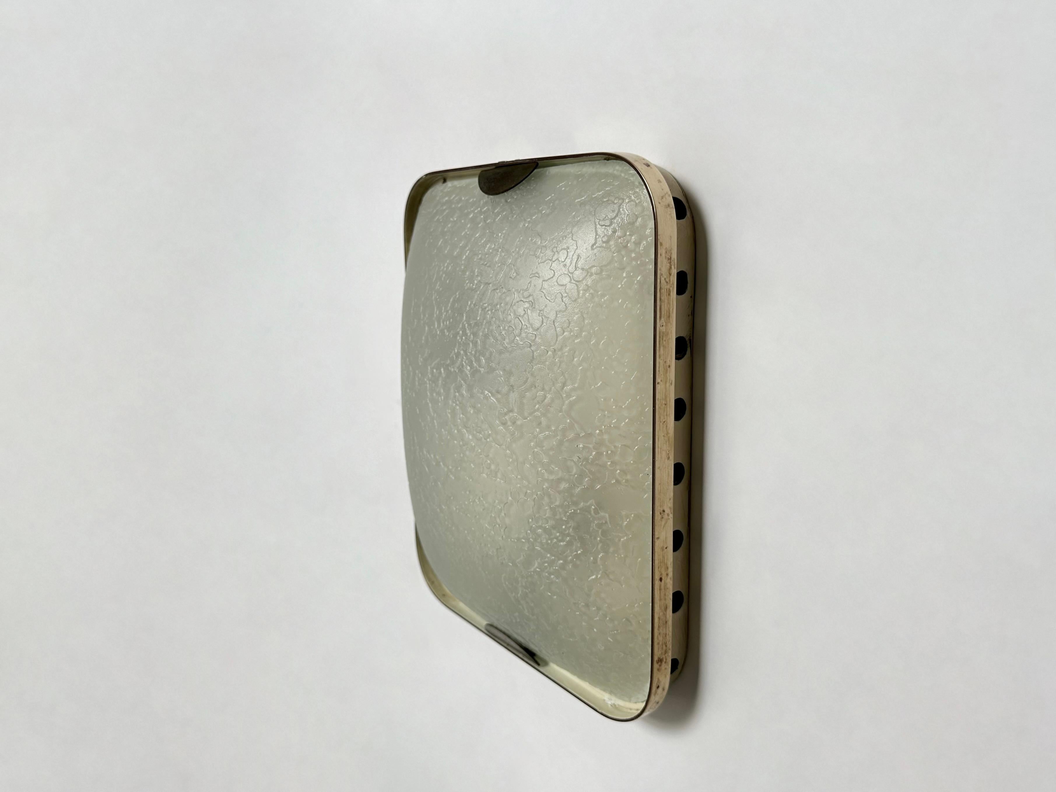 Mid-20th Century Fontana Arte Wall Light circa 1960s For Sale