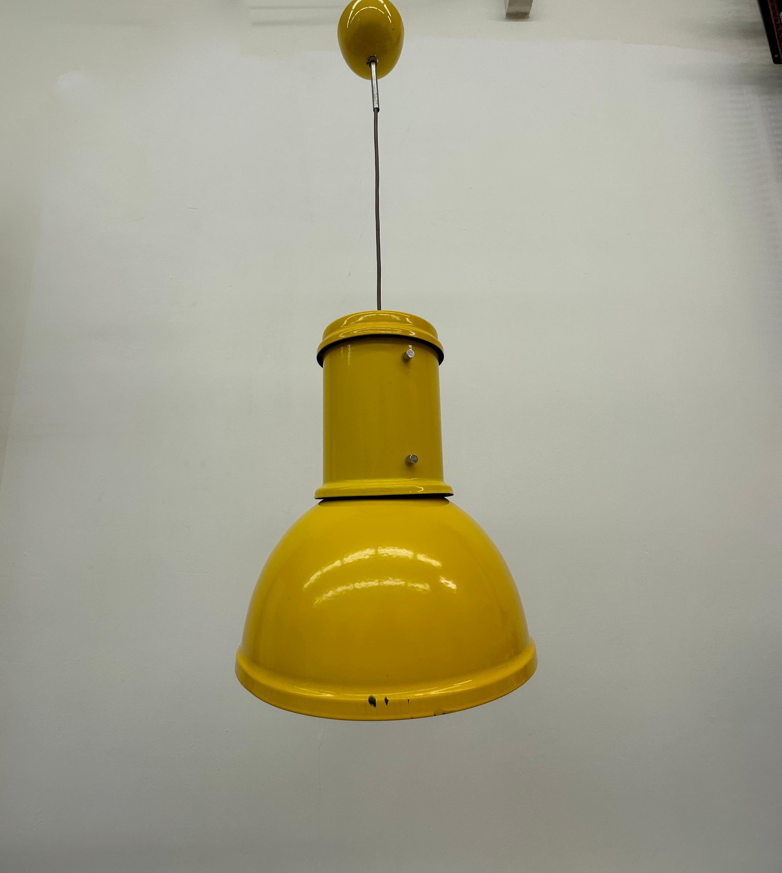 Fontana Arte yellow industrial hanging lamp , 1970’s For Sale 4