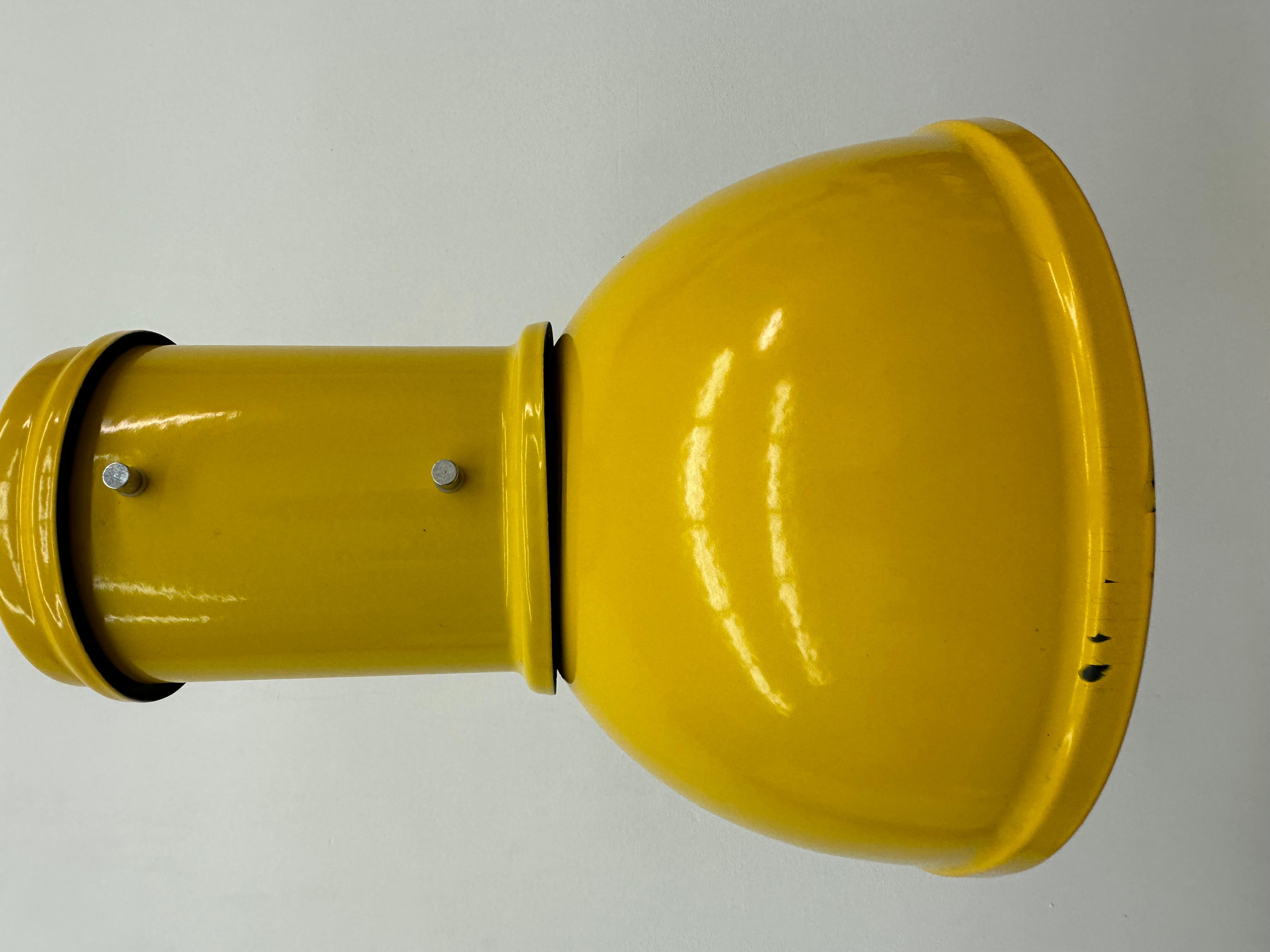 Fontana Arte yellow industrial hanging lamp , 1970’s In Good Condition For Sale In Delft, NL
