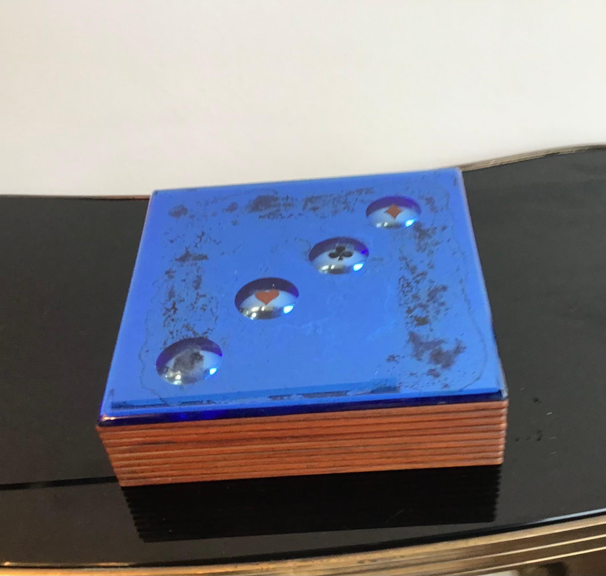 Fontana Arte Blue Mirrored Glass and Wood Game Box, 1950, Italy In Good Condition For Sale In Milano, IT