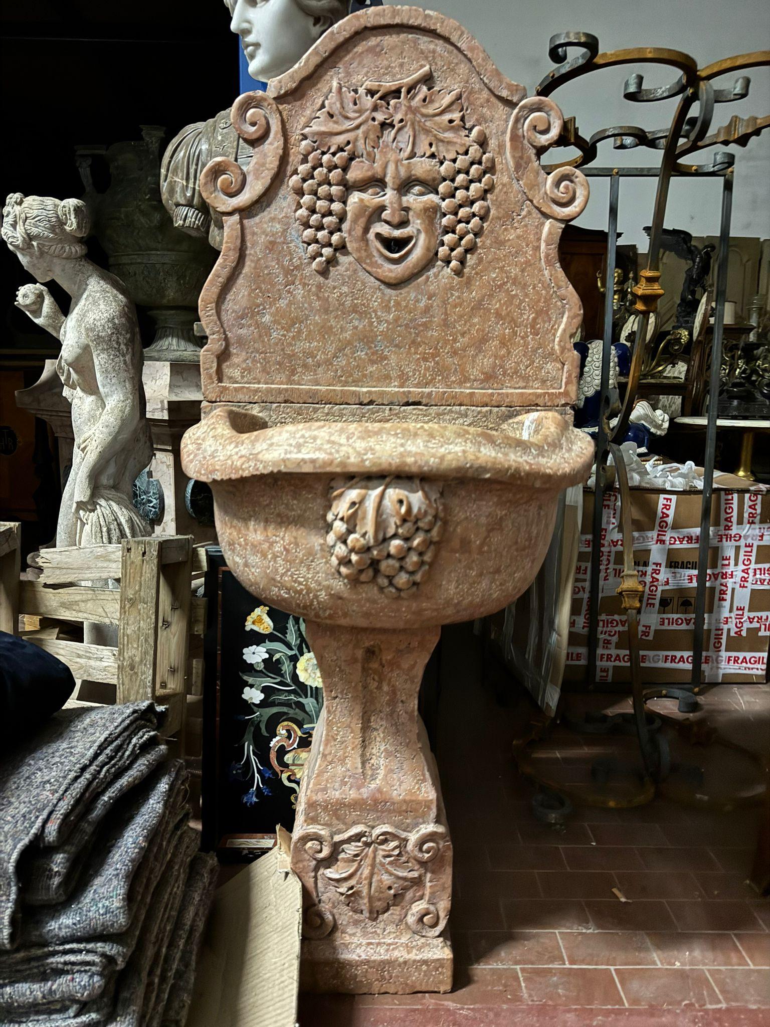 Fontana di marmo in vendita 2