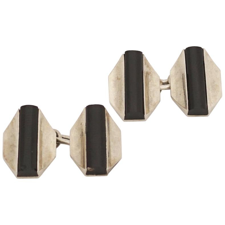 Fontana, Pair of 18 Karat Gold and Onyx Art Deco Cufflinks, circa 1930