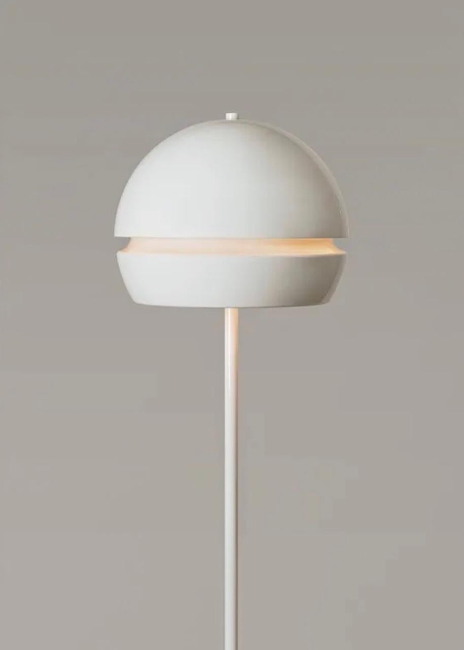 Mid-Century Modern Fontana Pie Floor Lamp by André Ricard for Santa & Cole For Sale
