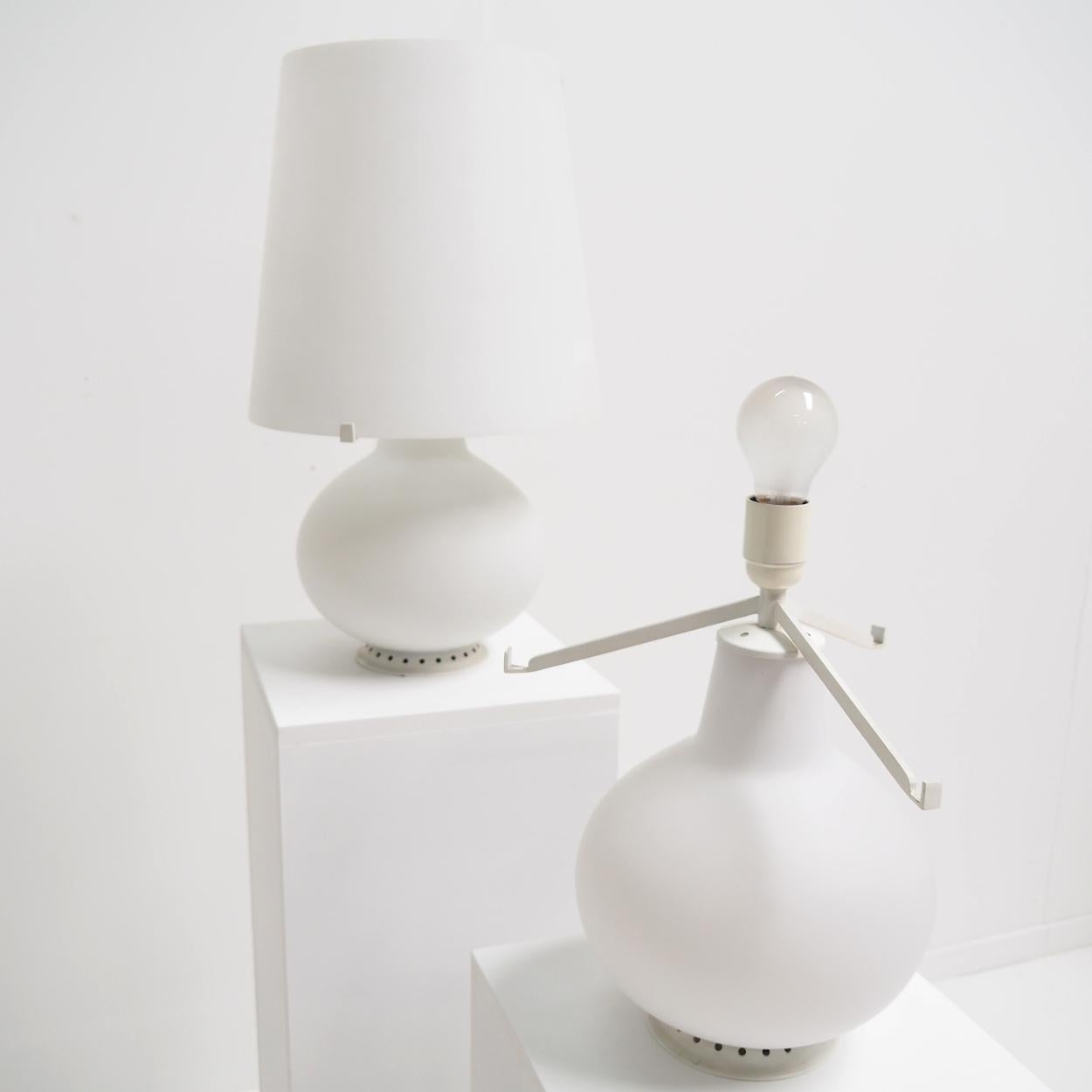 ‘Fontana’ Table Lamps Designed by Max Ingrand for Fontana Arte, 1970s In Good Condition In Beerse, VAN