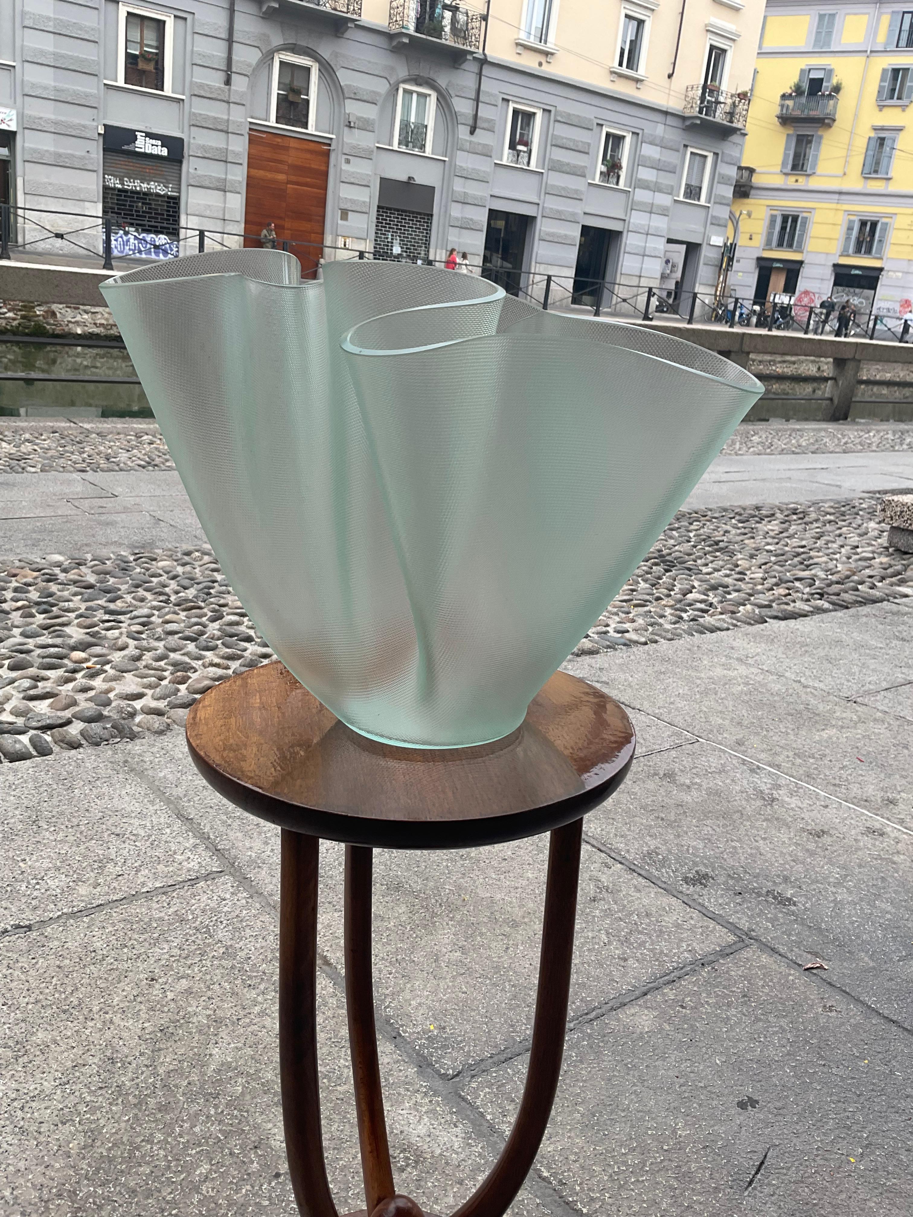 FONTANAARTE - PIETRO CHIESA - vaso modello cartoccio in vetro - ITALIA 1950. in vendita 3