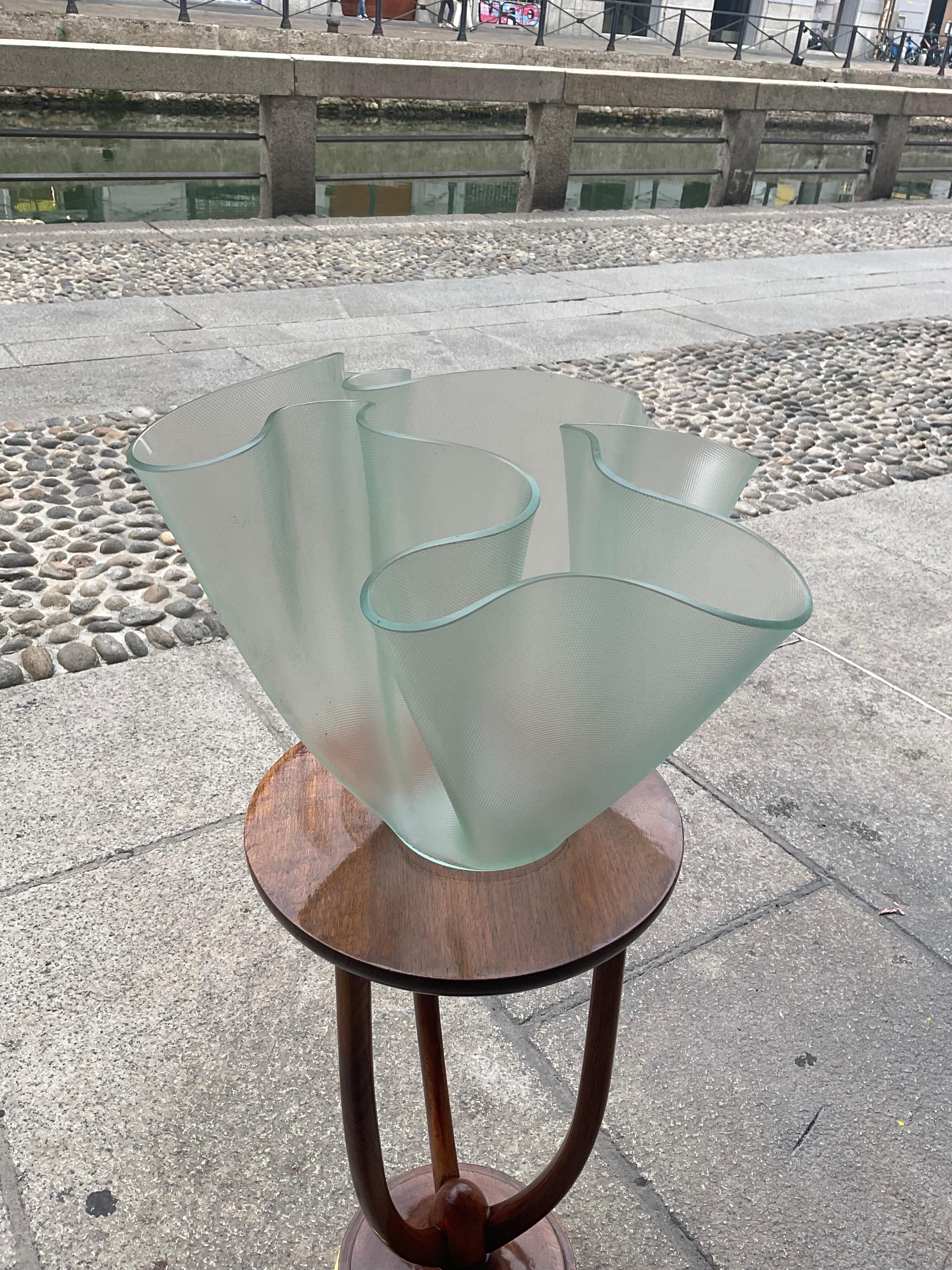 FONTANAARTE - PIETRO CHIESA - vaso modello cartoccio in vetro - ITALIA 1950. in vendita 4