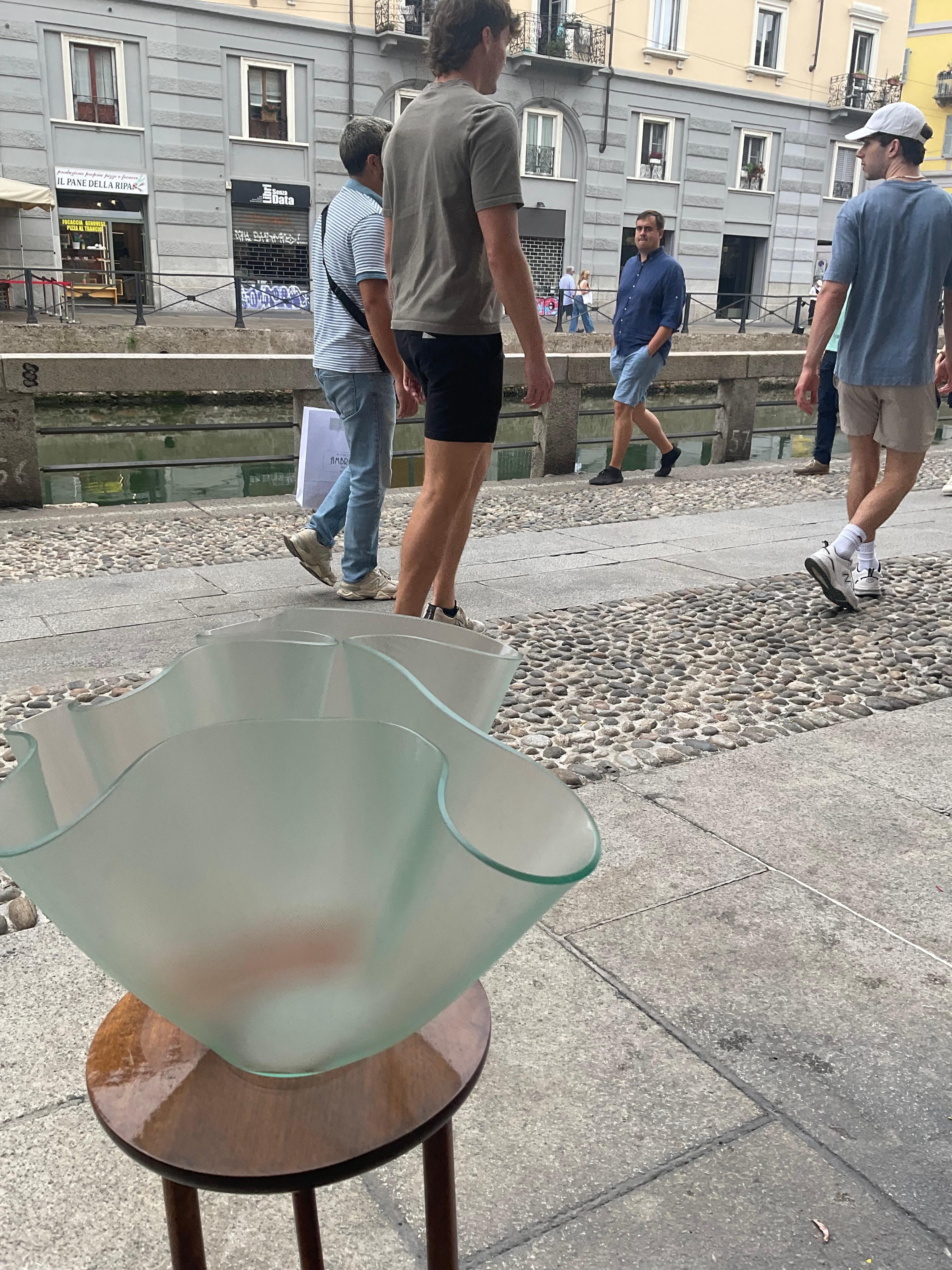 Vetro artistico FONTANAARTE - PIETRO CHIESA - vaso modello cartoccio in vetro - ITALIA 1950. in vendita