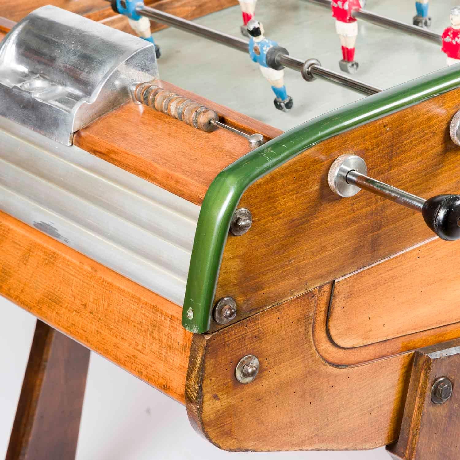 Französisches Foosball-Footballspiel mit Babyfuß aus der Mitte der 1960er Jahre im Angebot 2