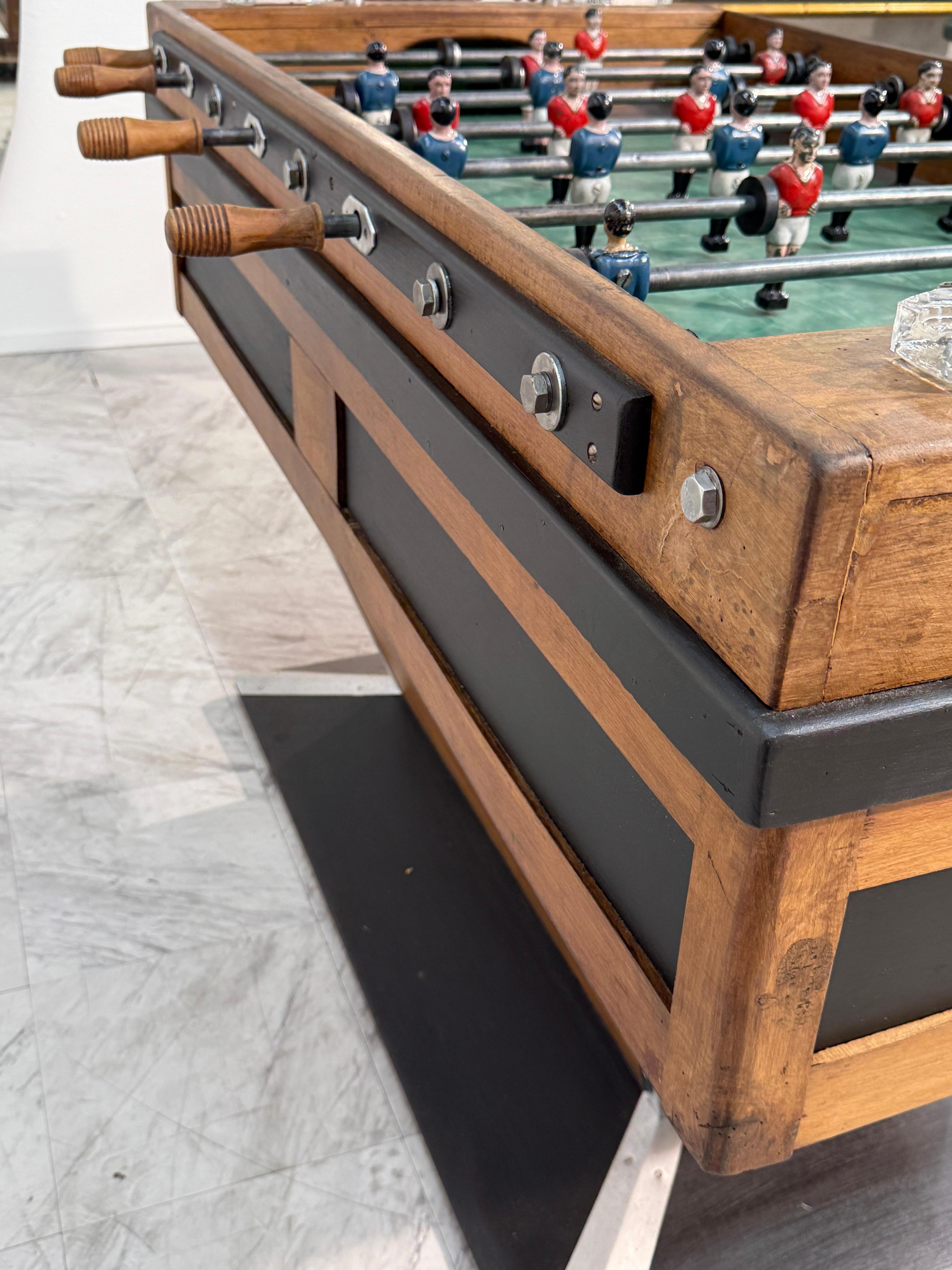 Foosball table - vintage - France 1960 For Sale 3