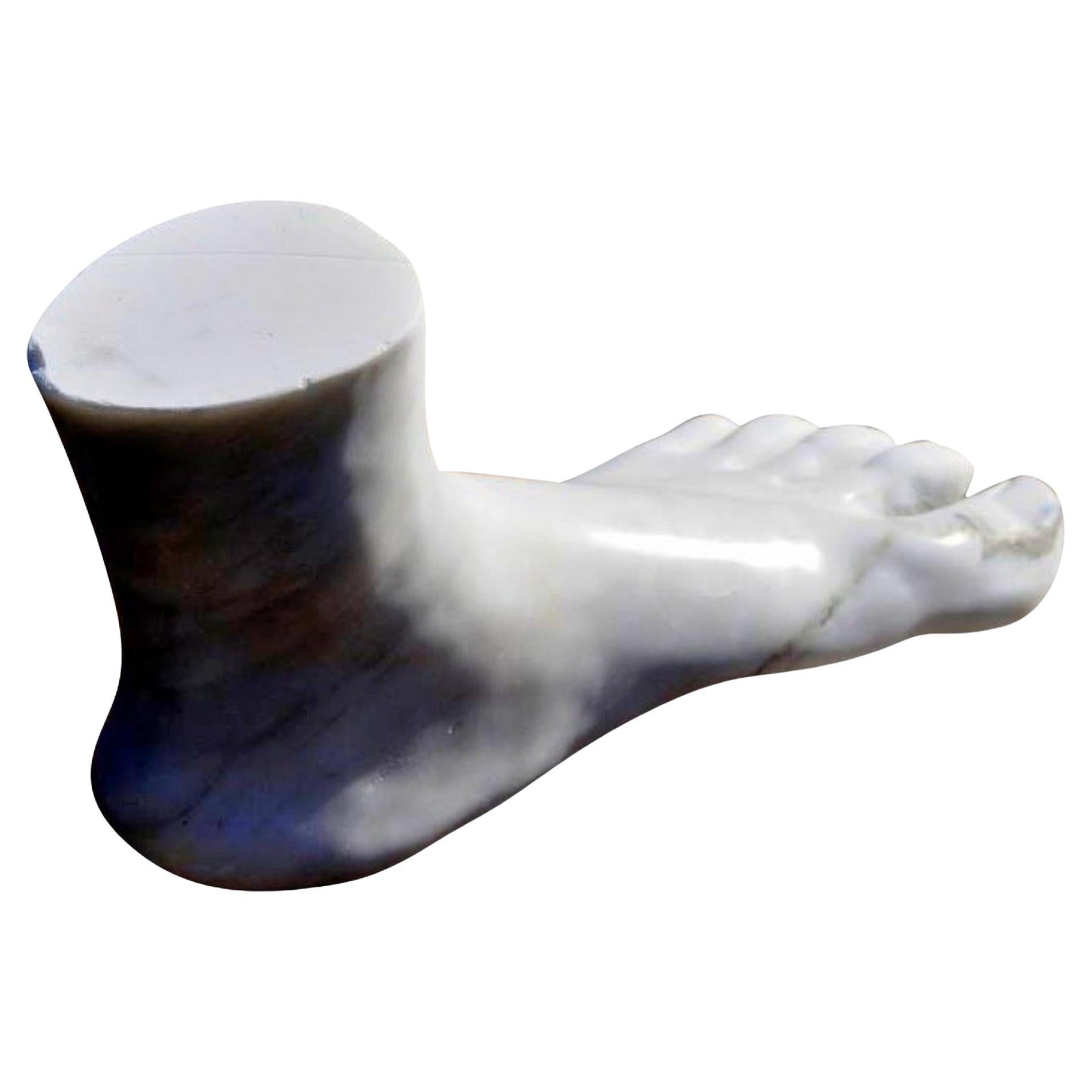 Foot in Carrara Marble Late 19th Century For Sale