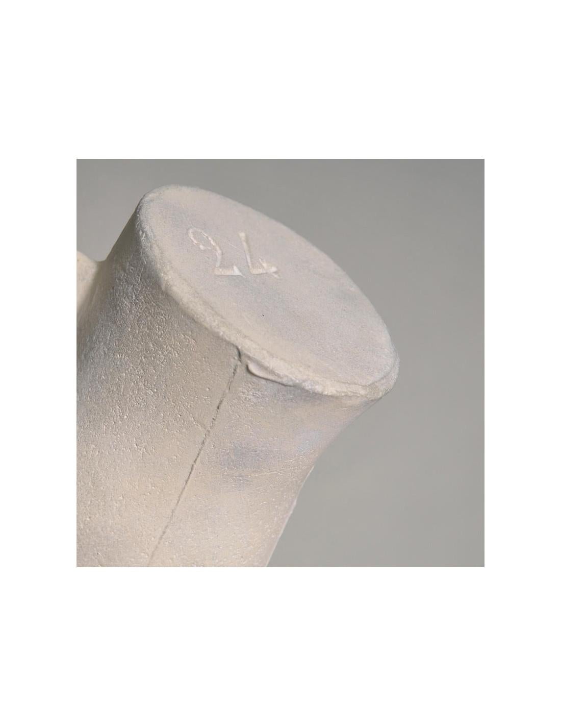 Greco classico Piede del Dio Hermes in gesso e resina, XX secolo. in vendita