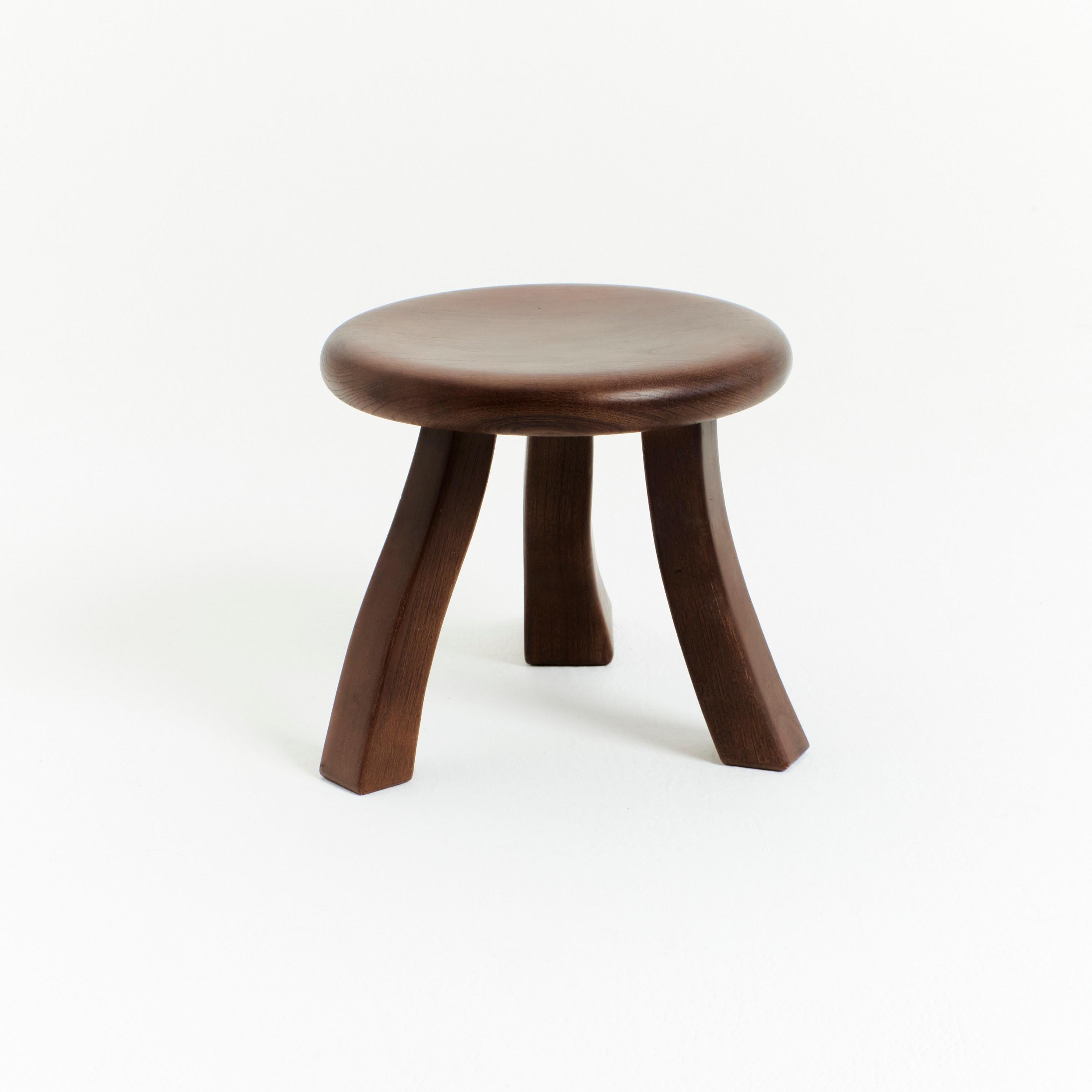 Hand-Carved Foot Stool Brown Chestnut For Sale