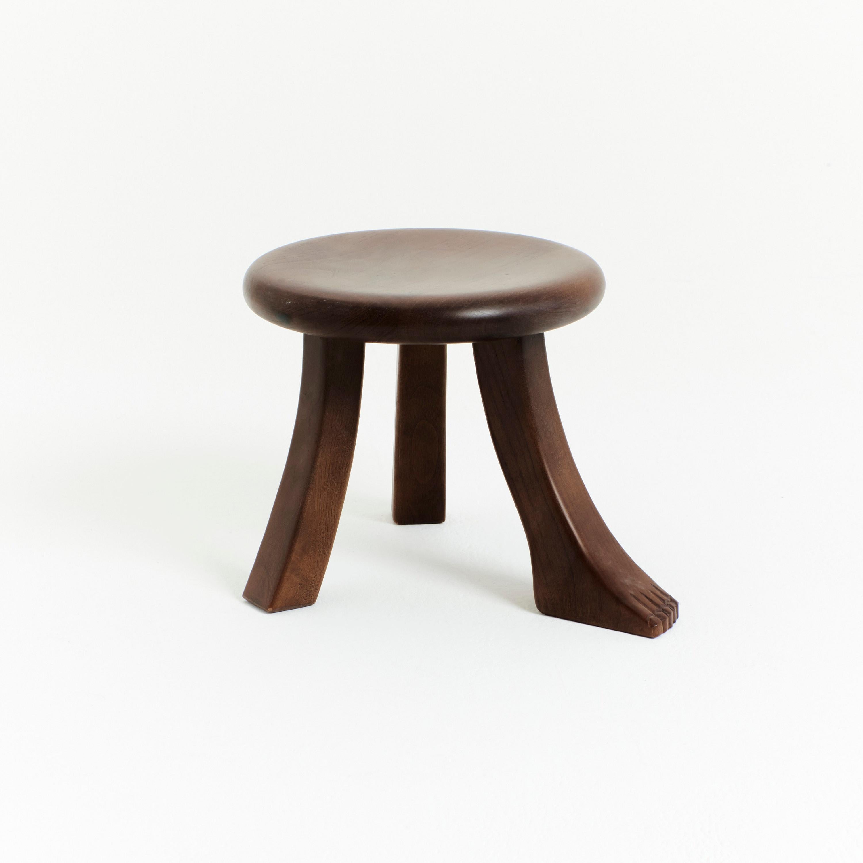 Portugais Tabouret à pieds par Project 213A en vente