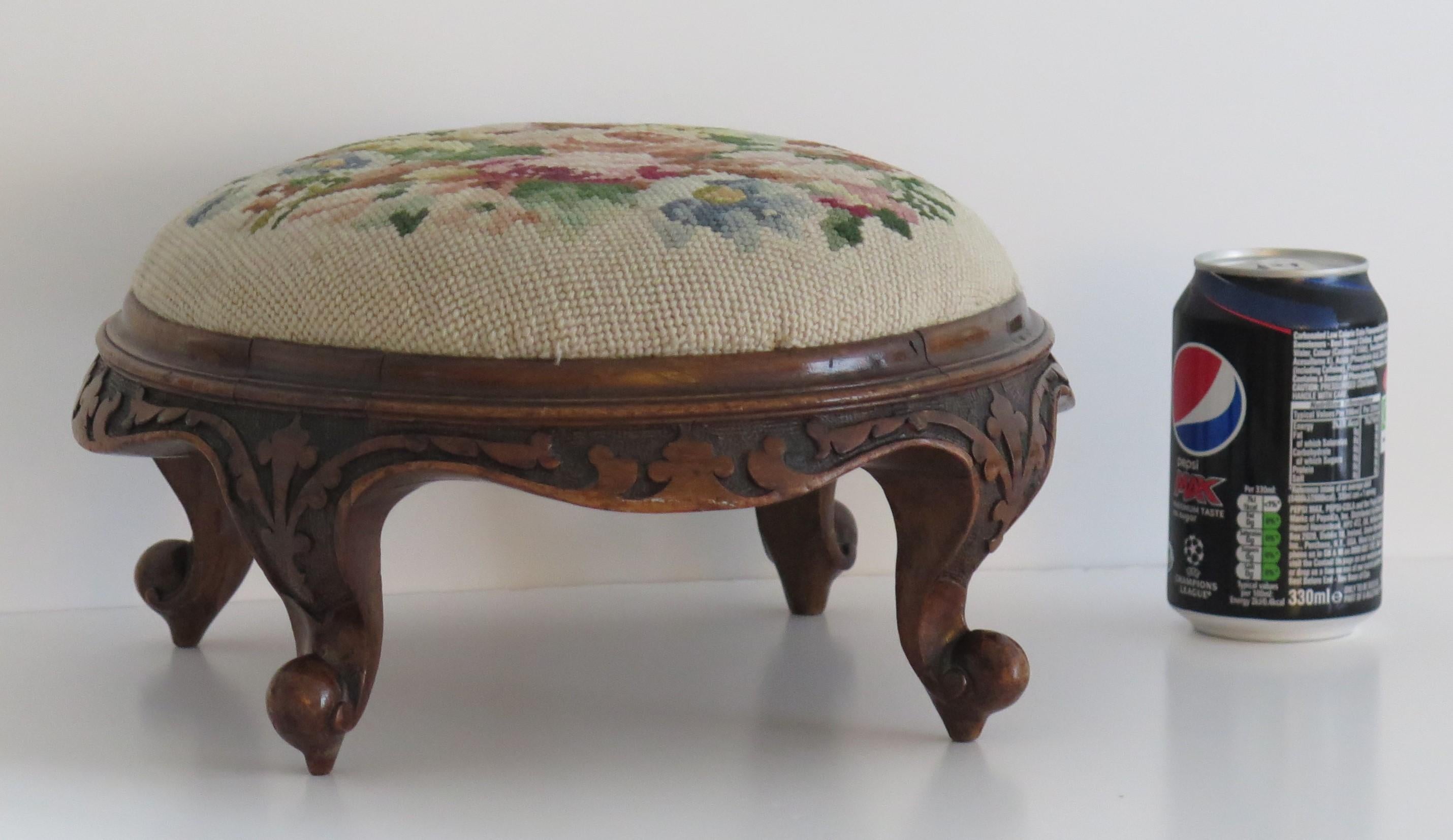Foot Stool Early Victorian Carved Walnut with Wool-Work Top, English, Circa 1850 For Sale 5