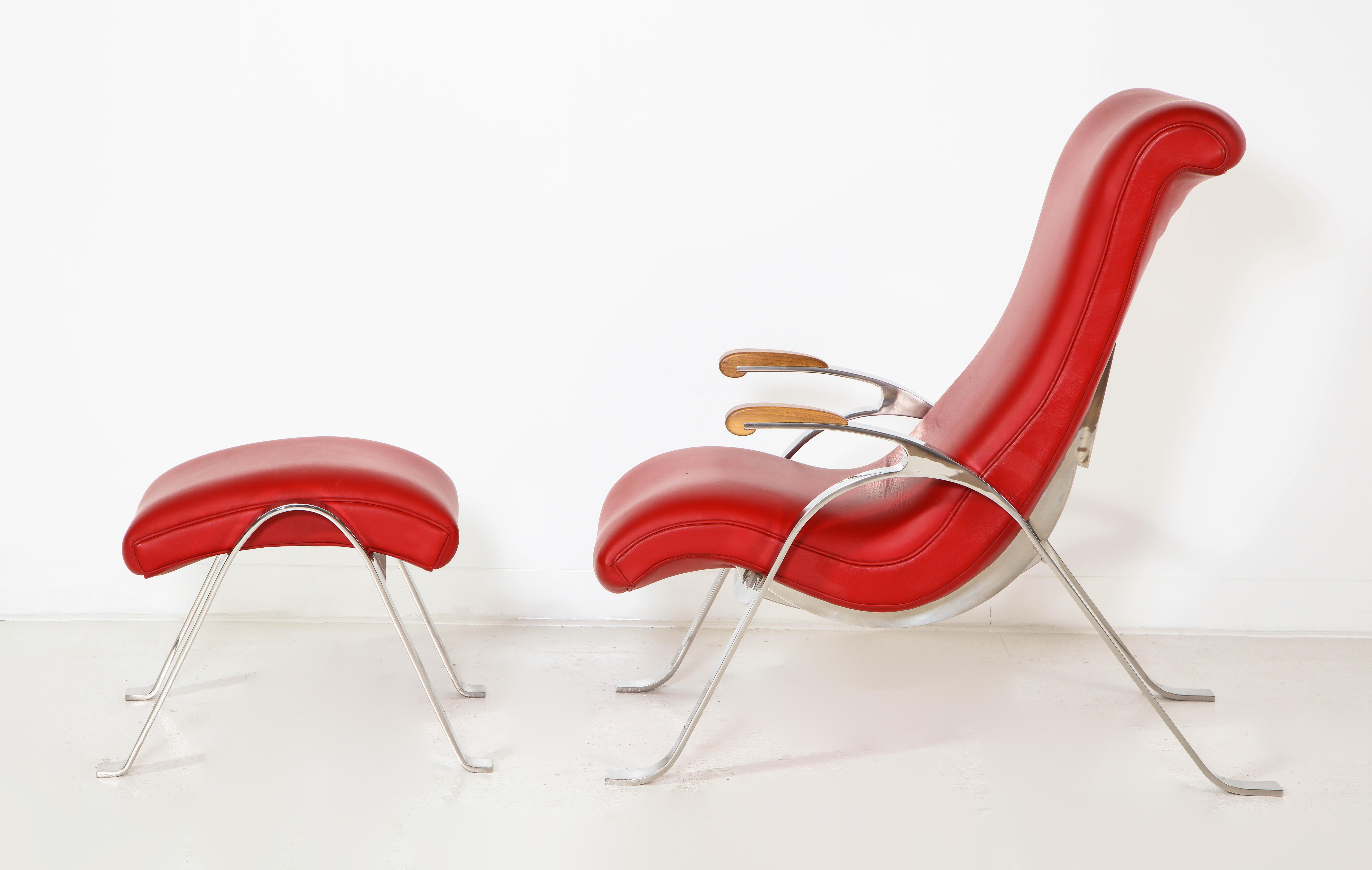 Tabouret à pied rouge proposé par Vladimir Kagan Design Group Bon état - En vente à Clifton, NJ