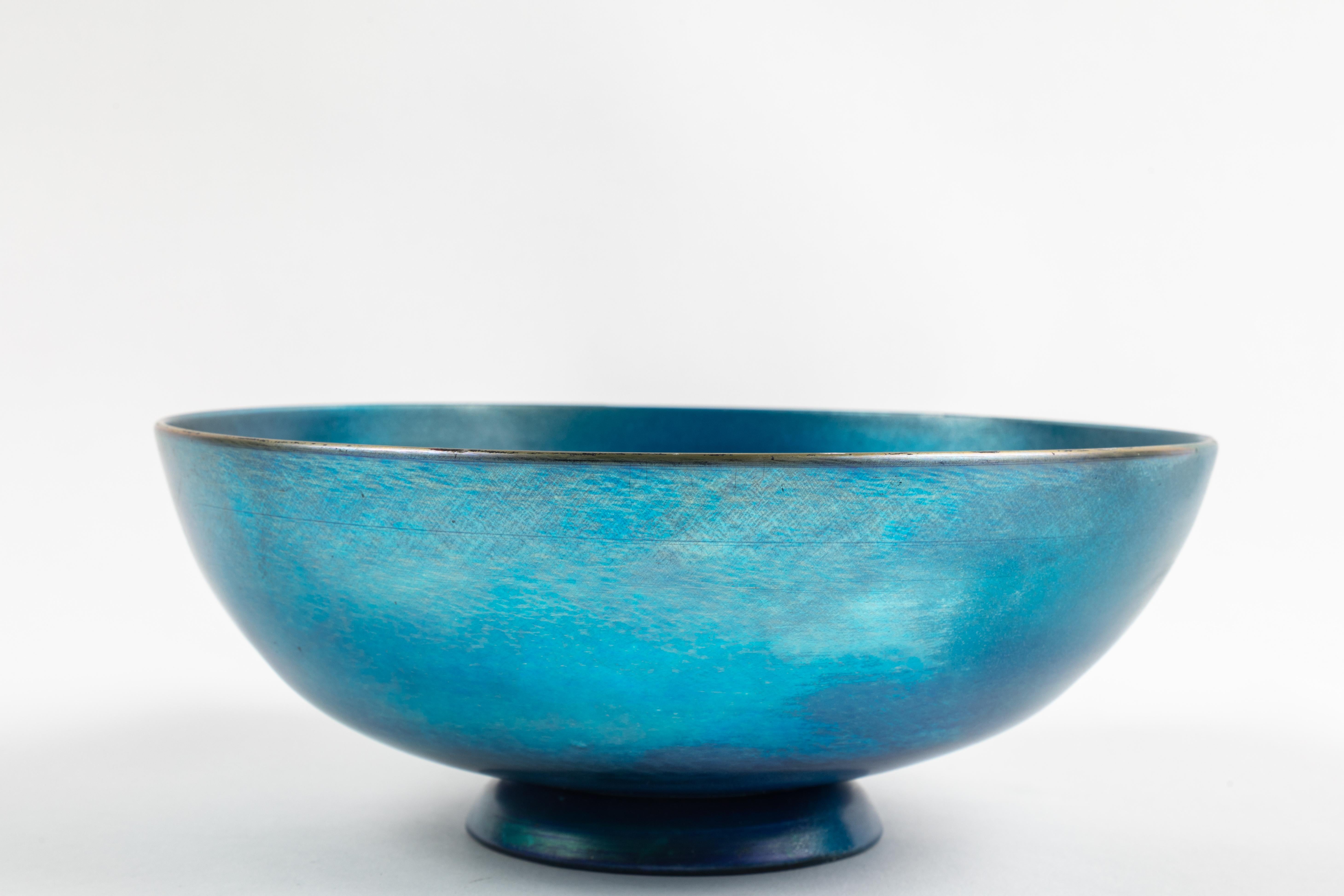 Arts and Crafts Footed Blue Steuben Aurene Bowl by Frederick Carder